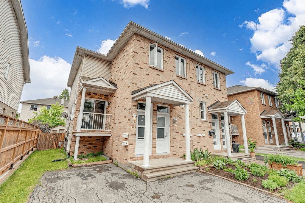 230 Rue St-Henri 
