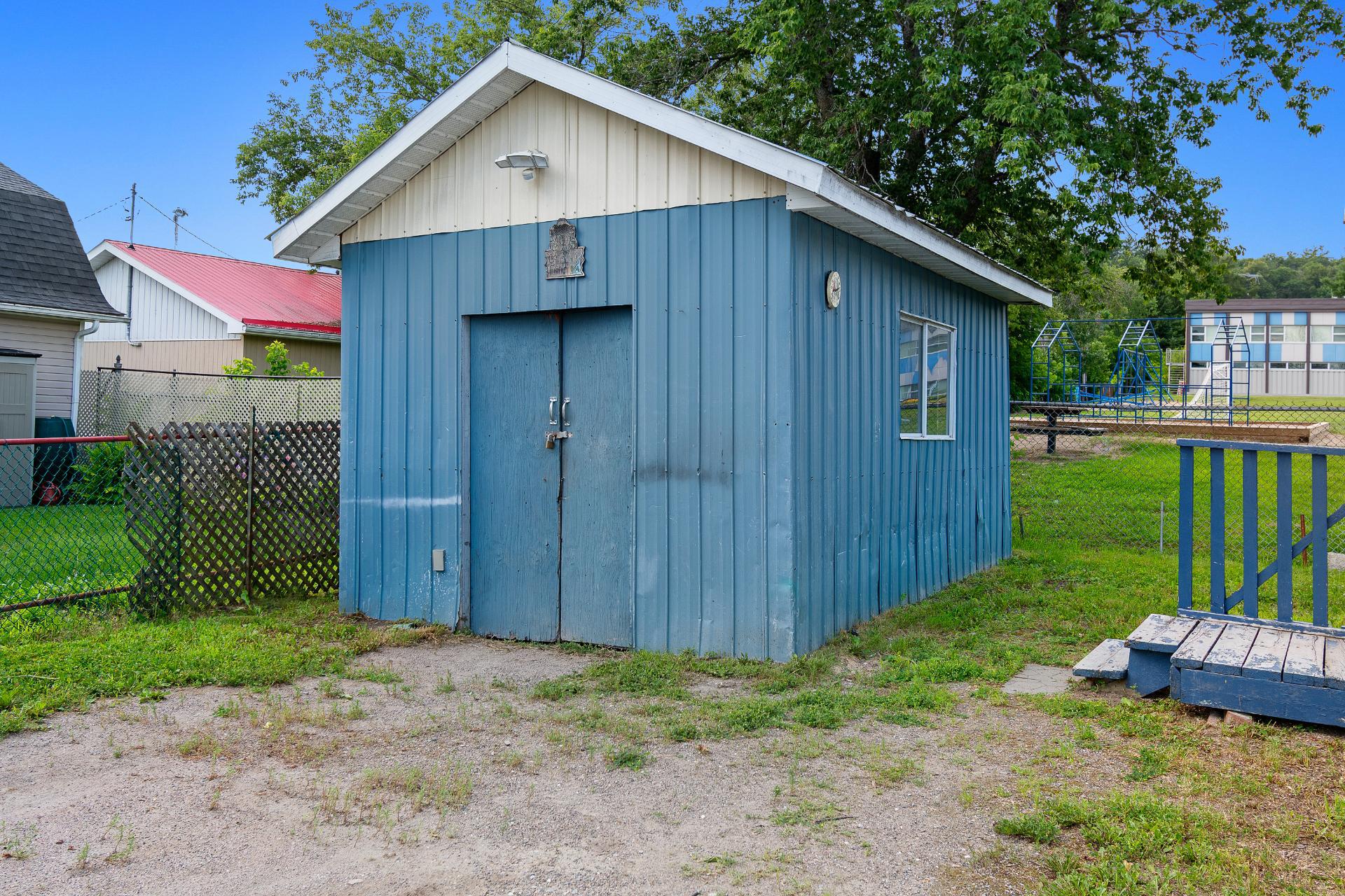 Shed