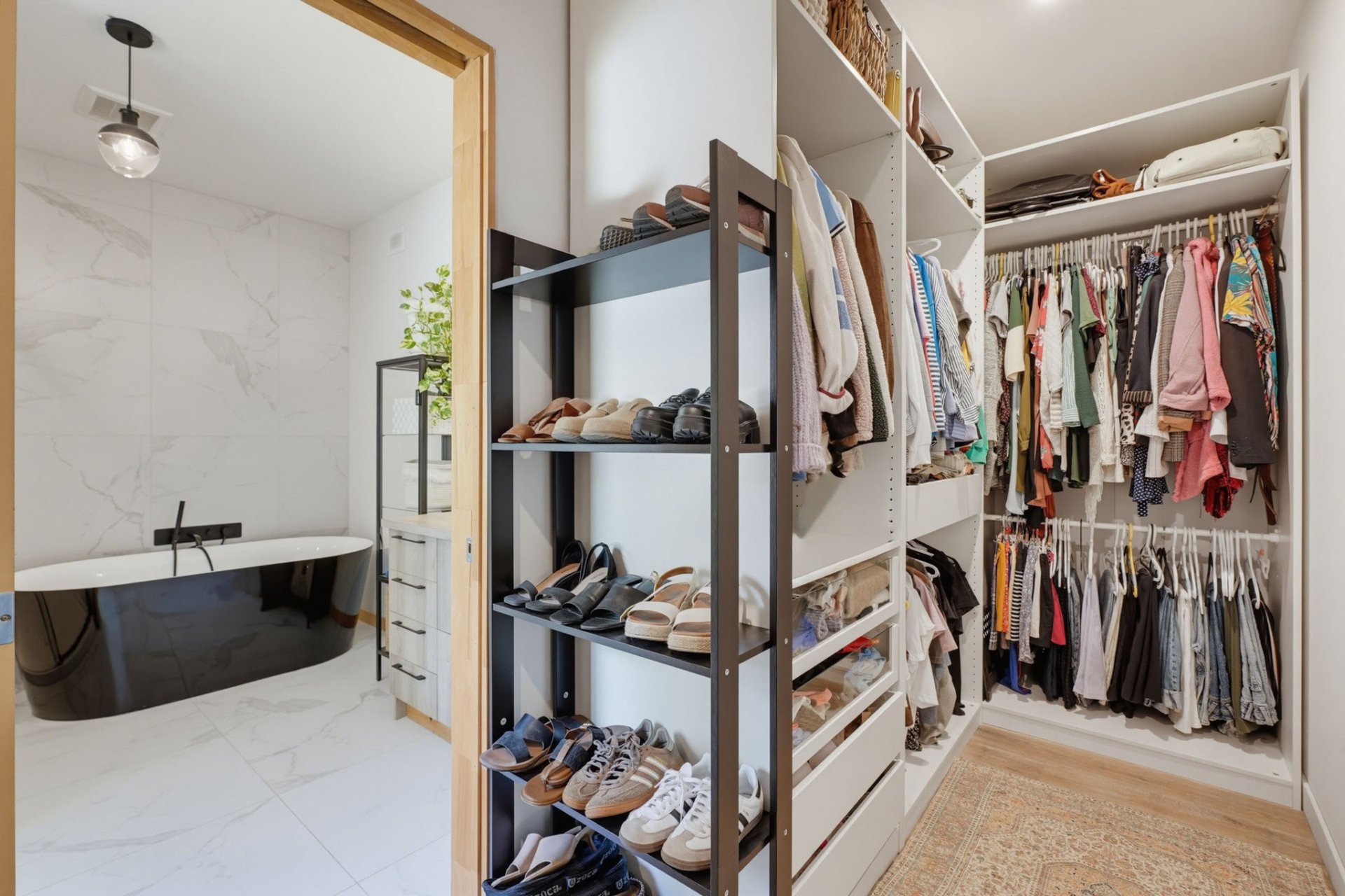 Walk-in closet