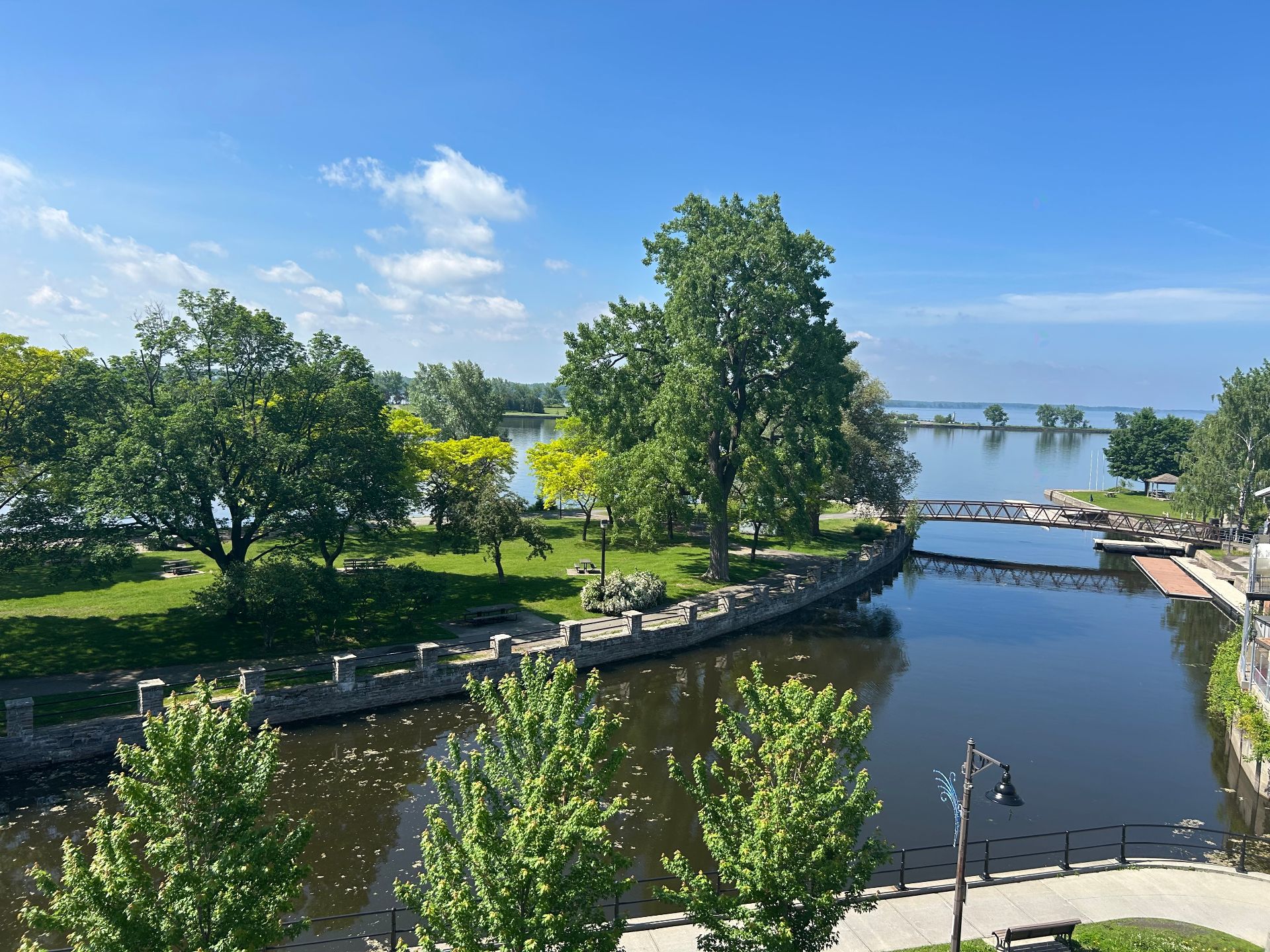 Vue sur l'eau