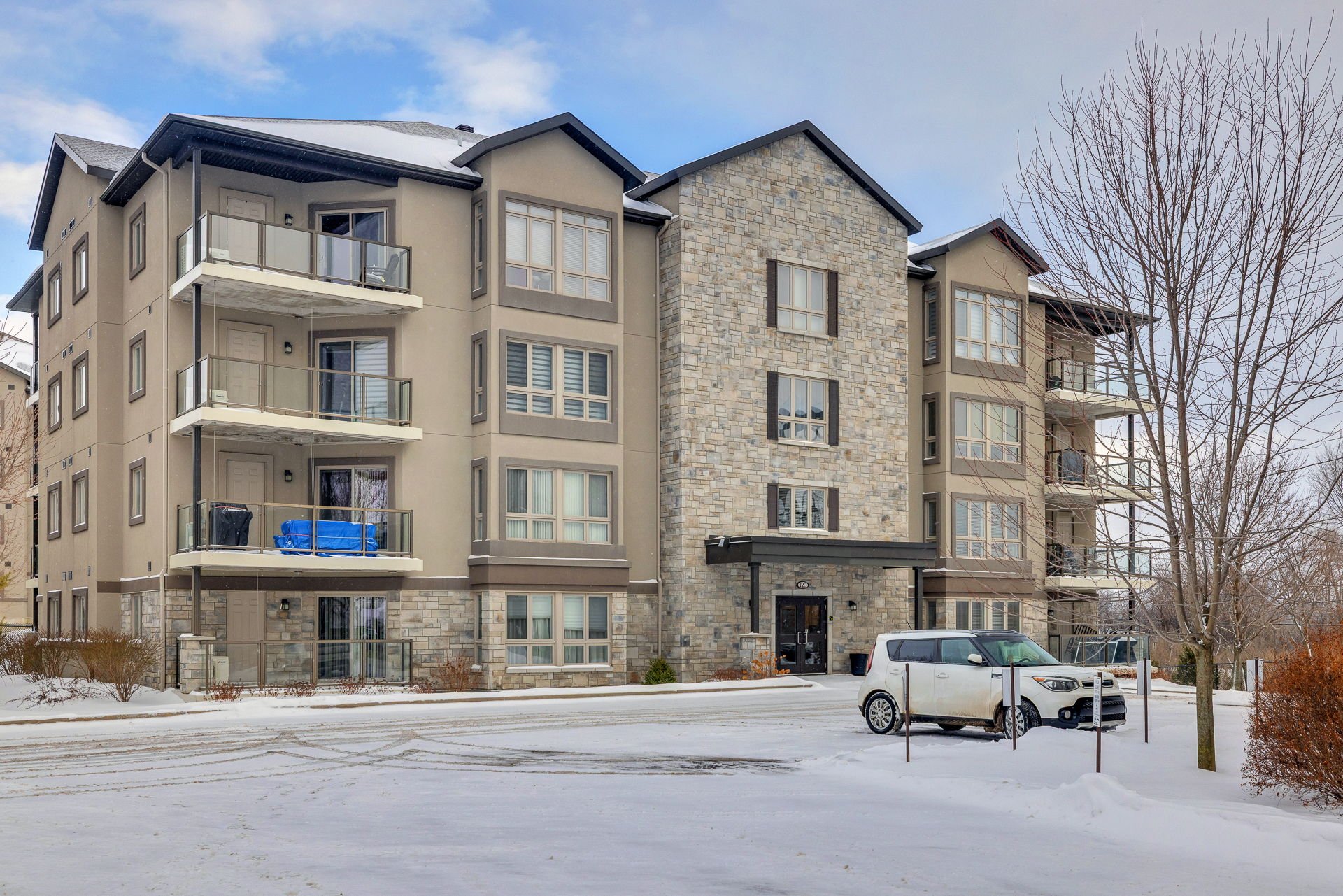 120 Rue du Pavillon 101