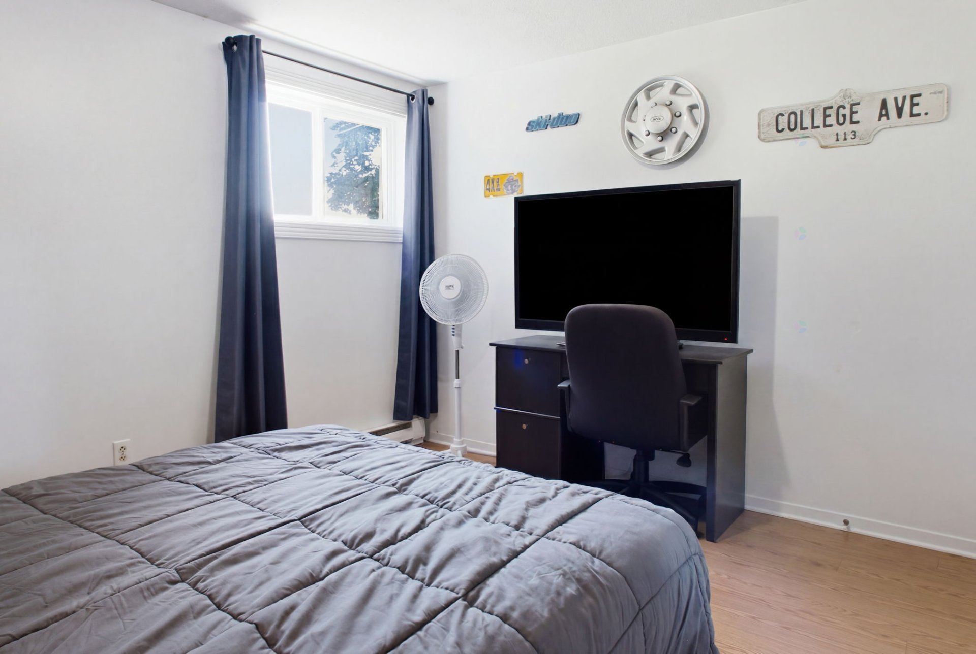 Bedroom
