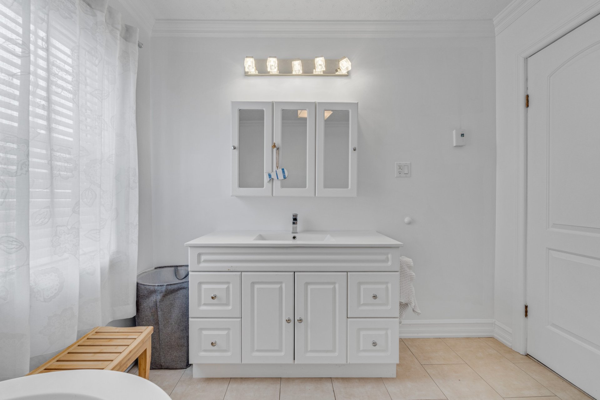 Salle de bains attenante à la CCP