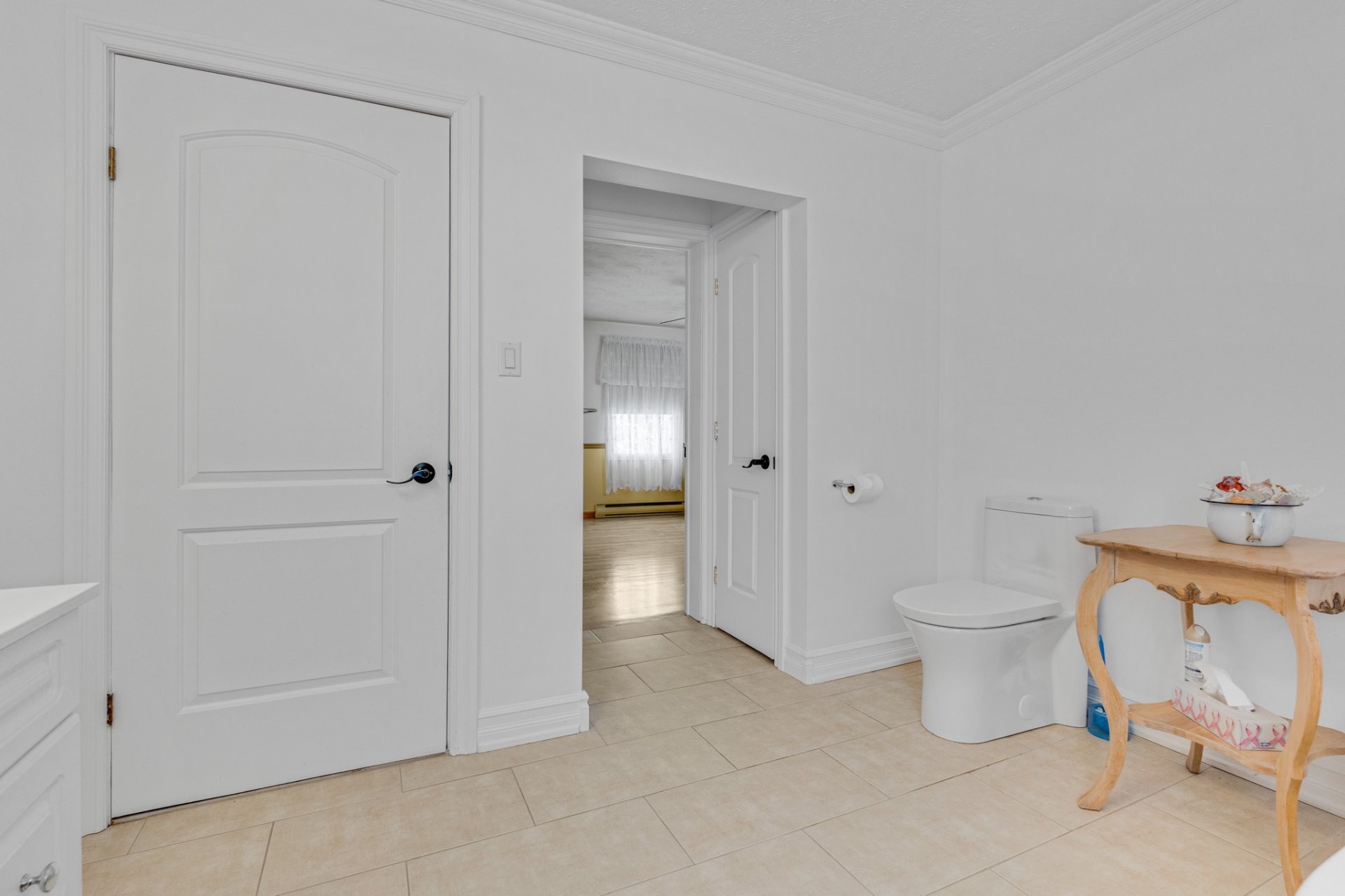 Salle de bains attenante à la CCP