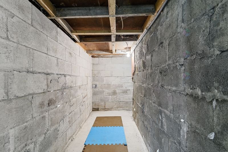 Cellar/Cold room