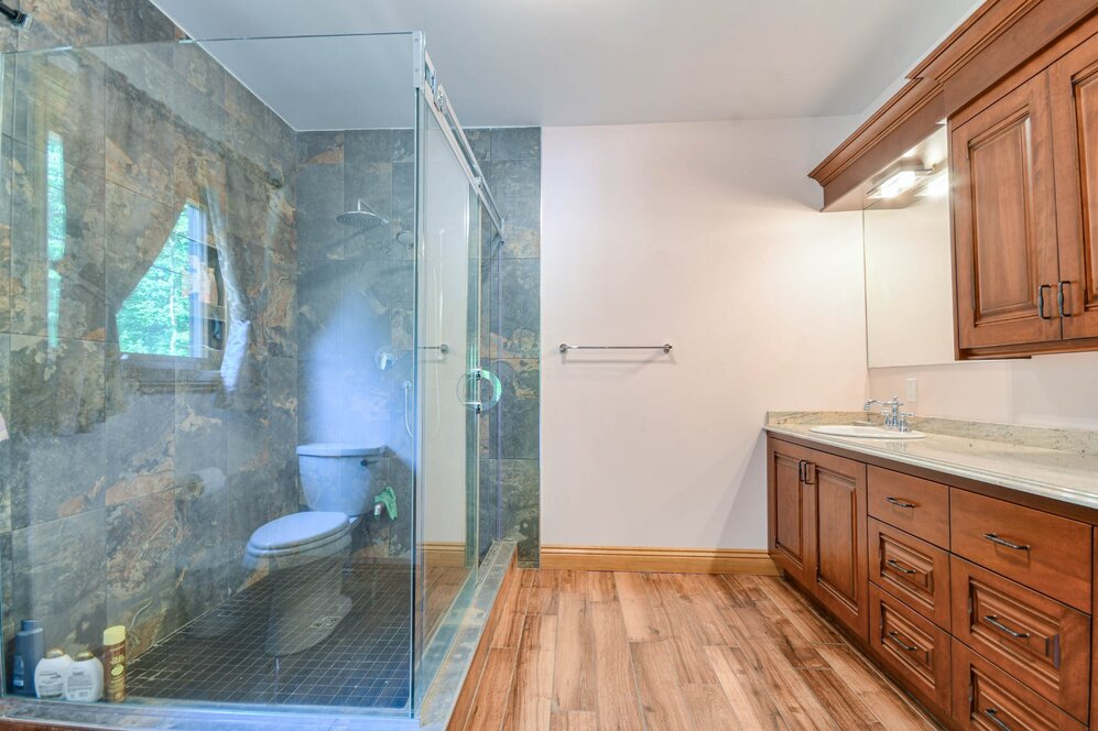 Salle de bains attenante à la CCP