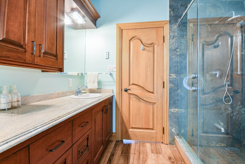 Salle de bains attenante à la CCP