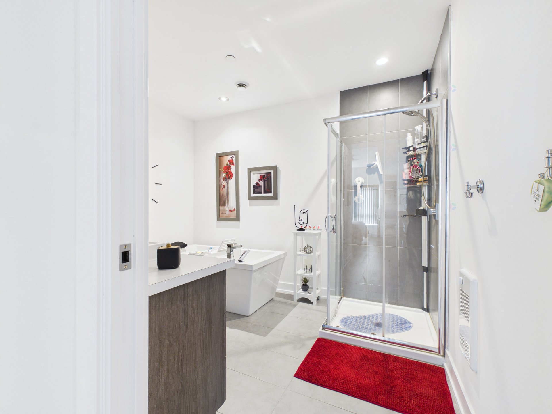 Salle de bains attenante à la CCP