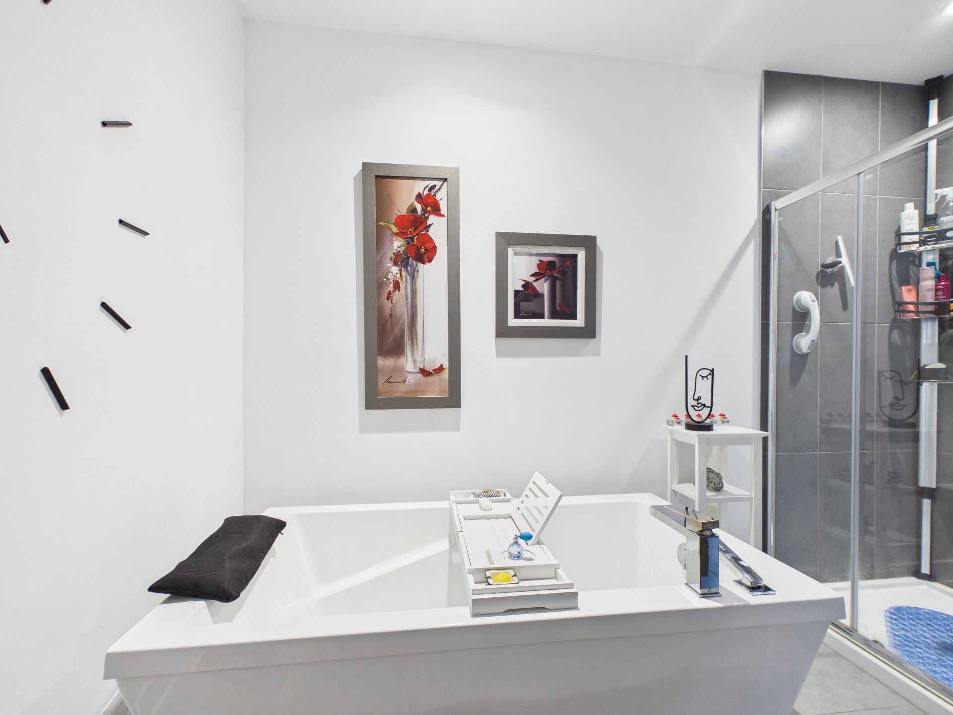 Salle de bains attenante à la CCP