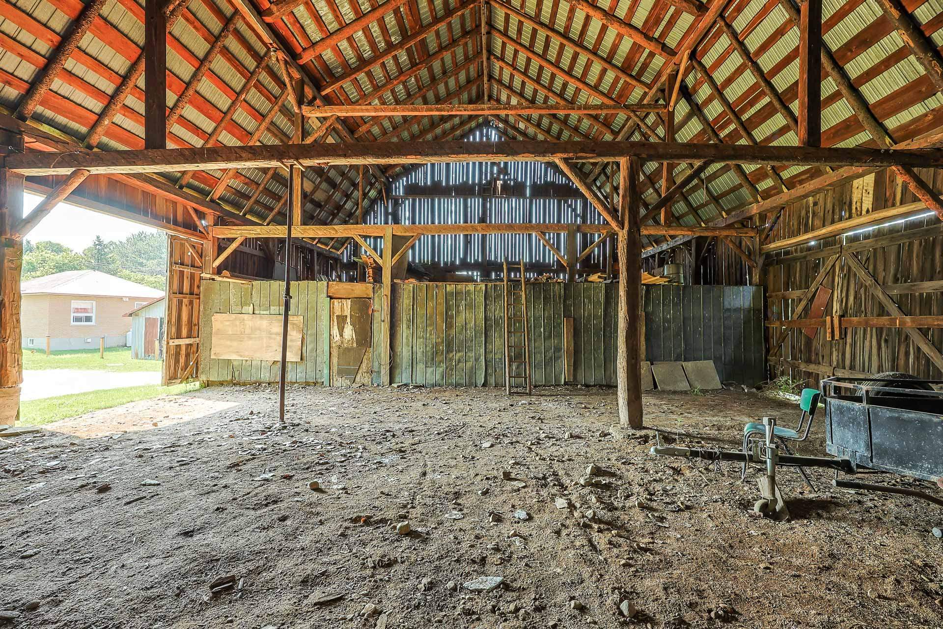 Barn