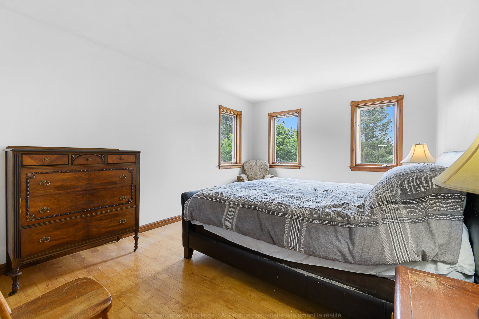 Primary bedroom