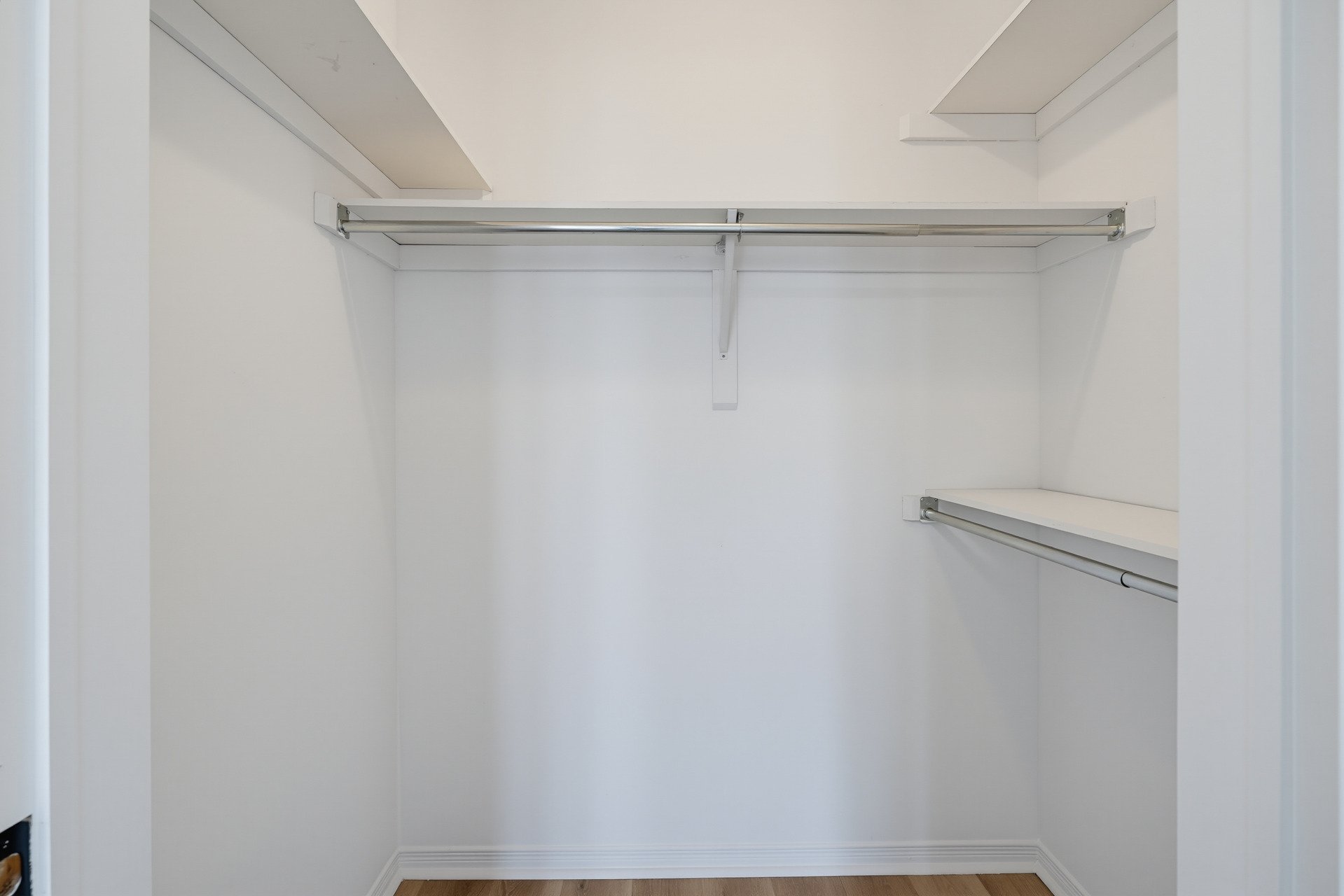 Walk-in closet