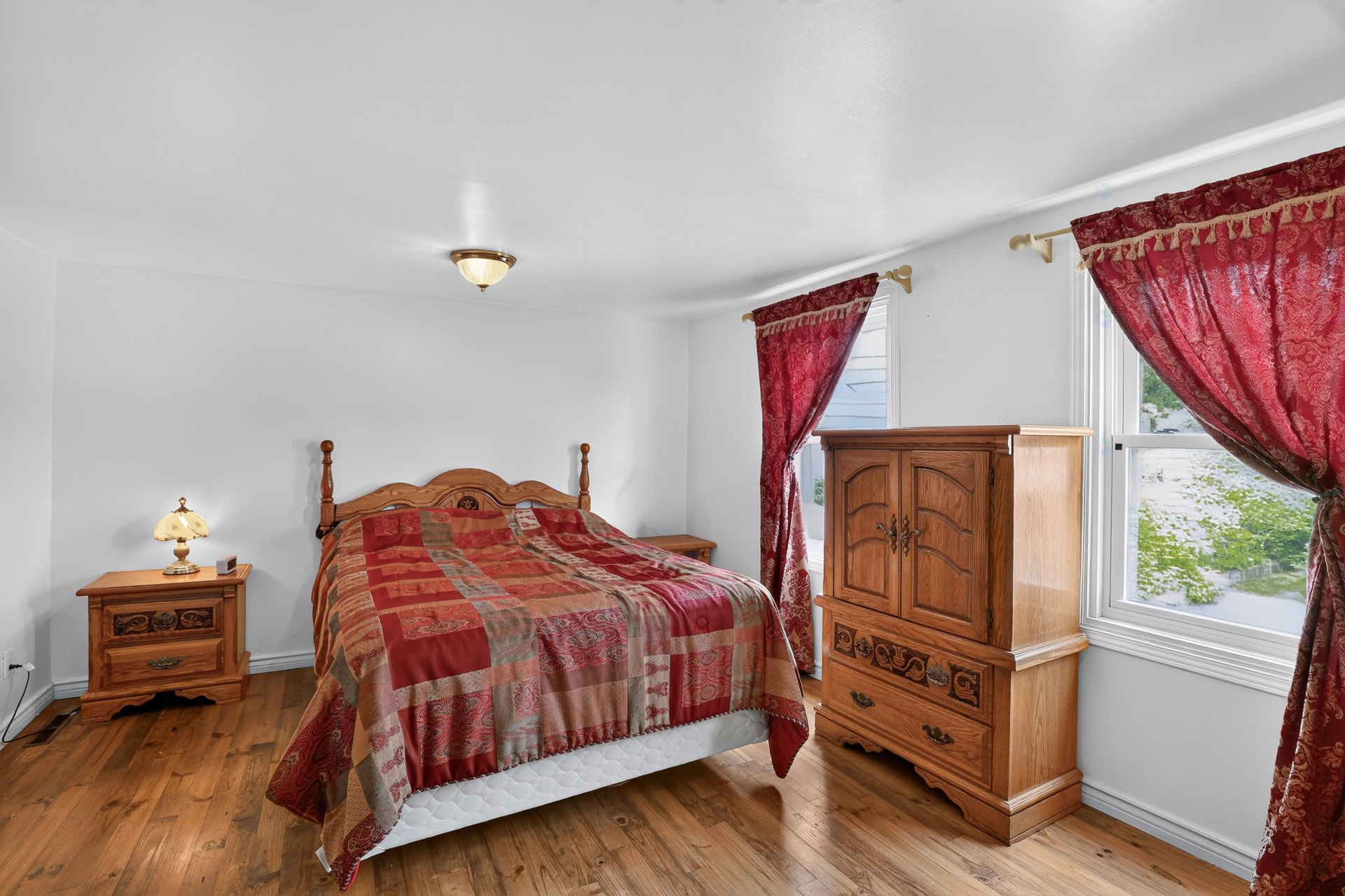 Primary bedroom