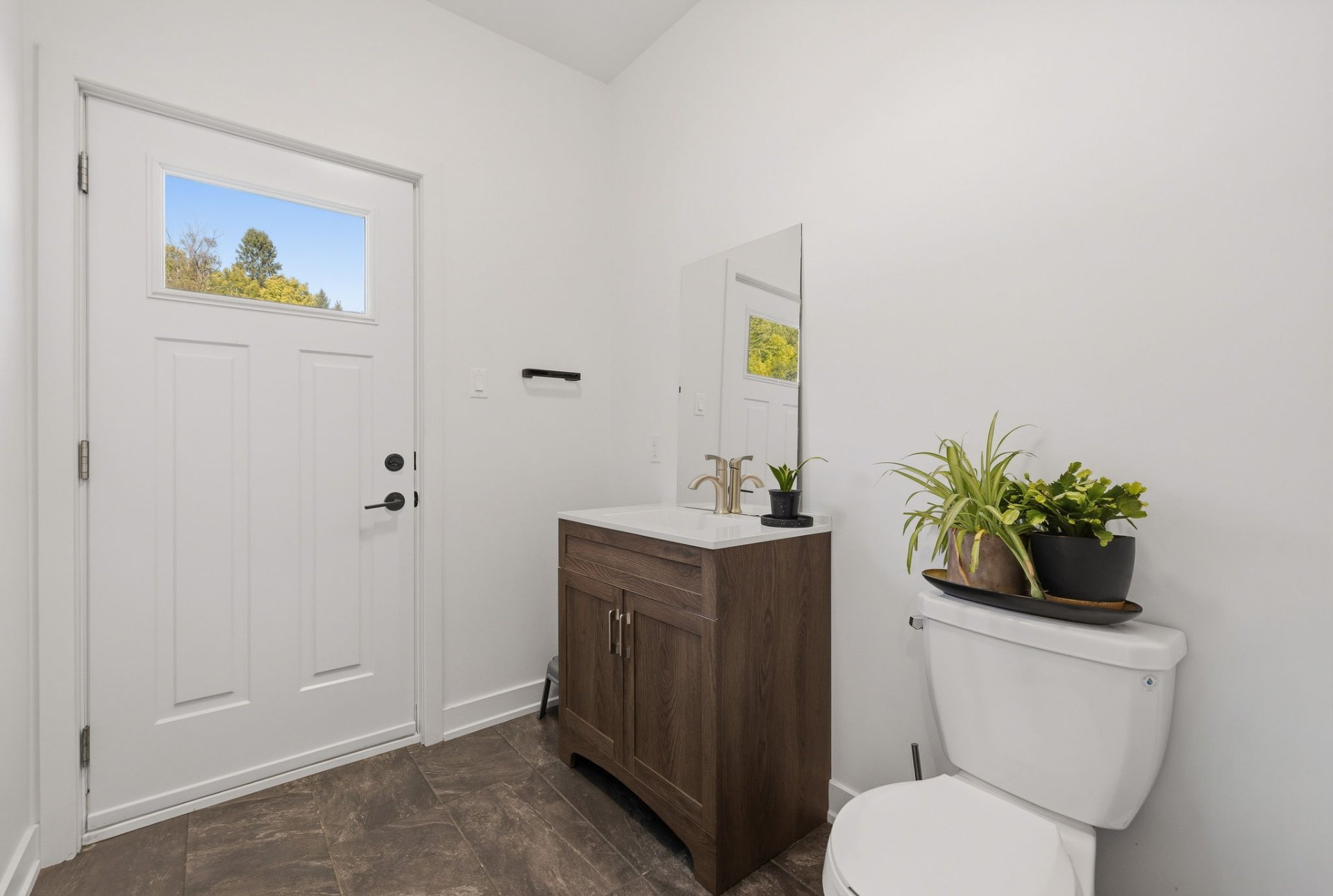 Powder room