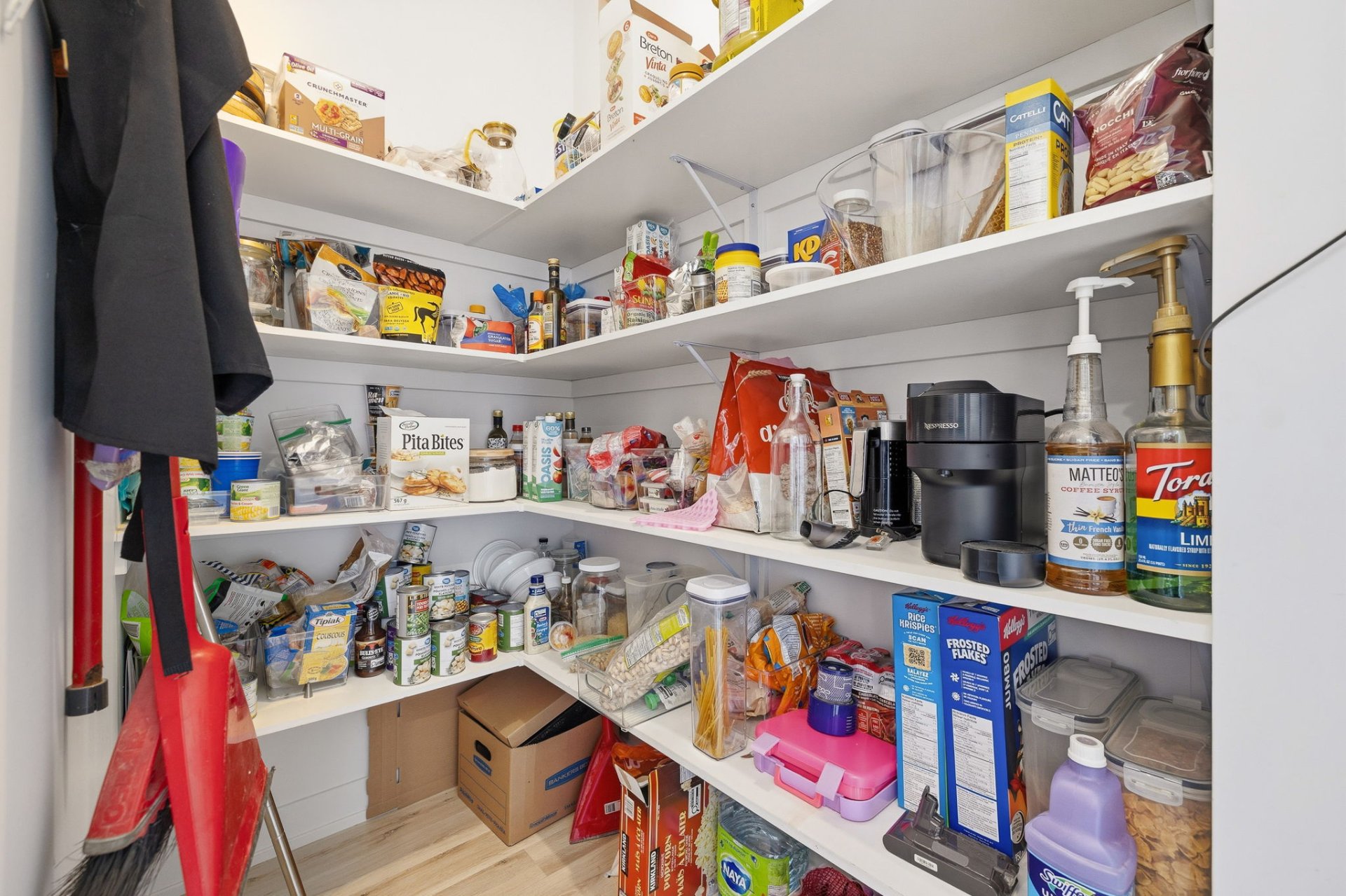 Walk-in closet
