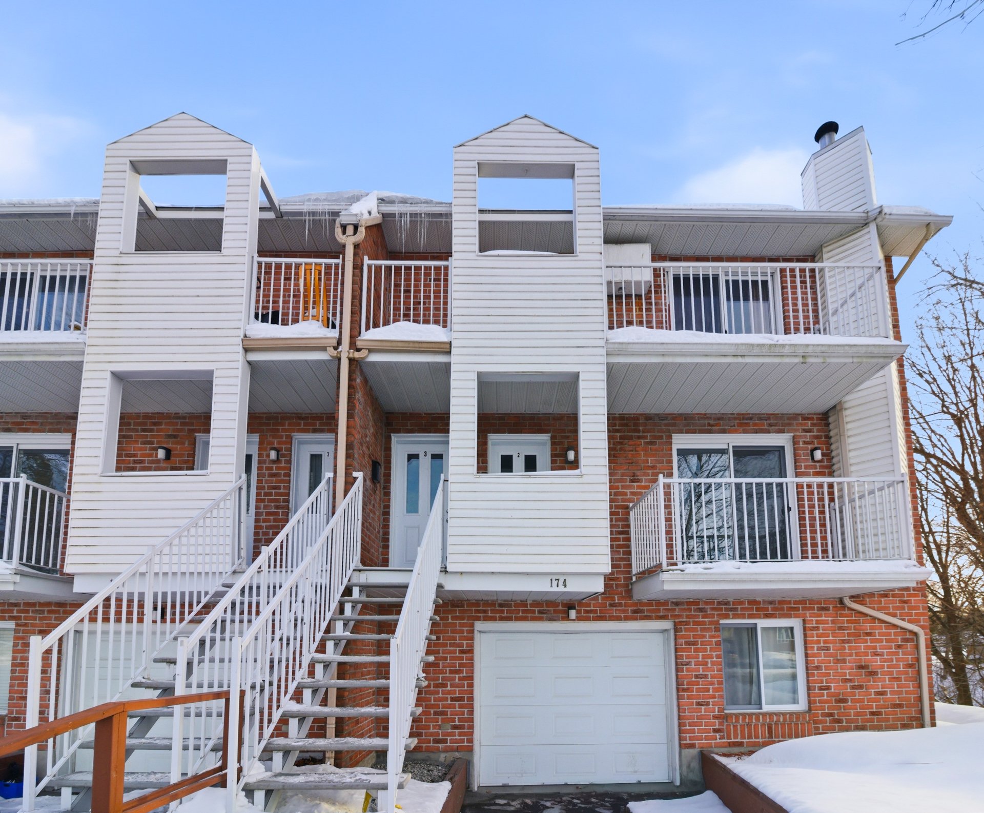 174 Boul. La Vérendrye E. 2