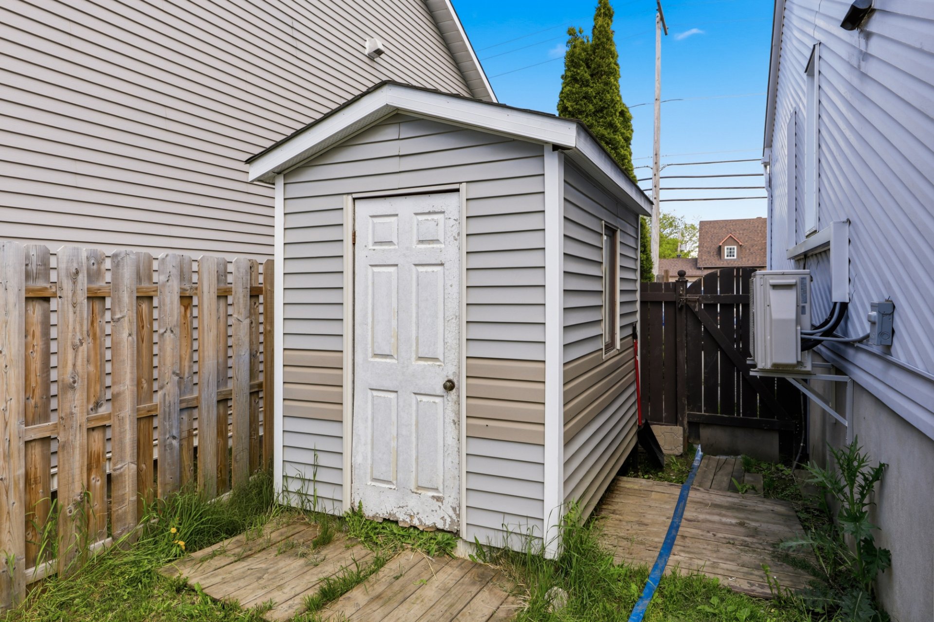 Shed
