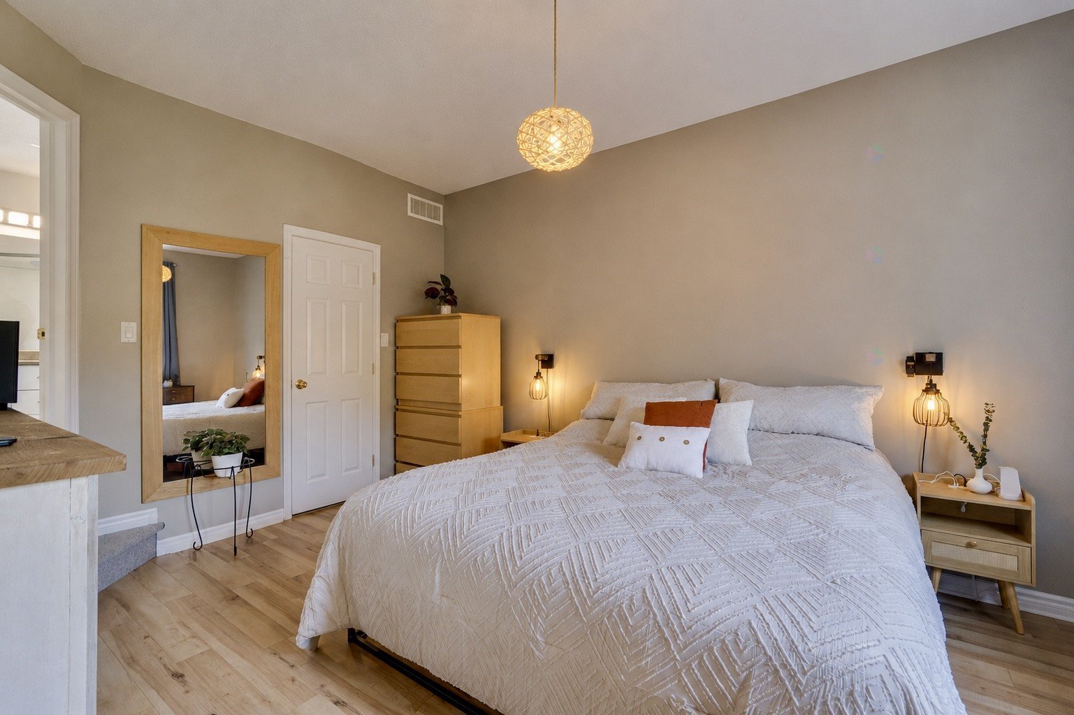 Primary bedroom