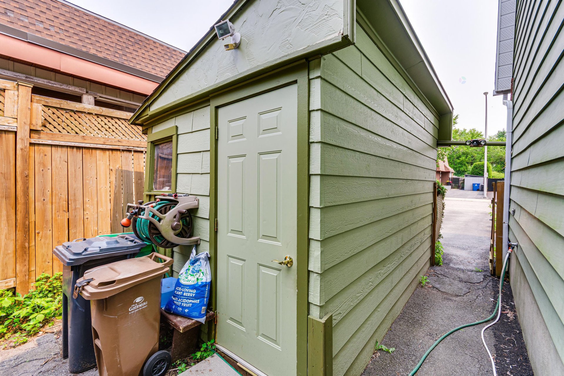 Shed