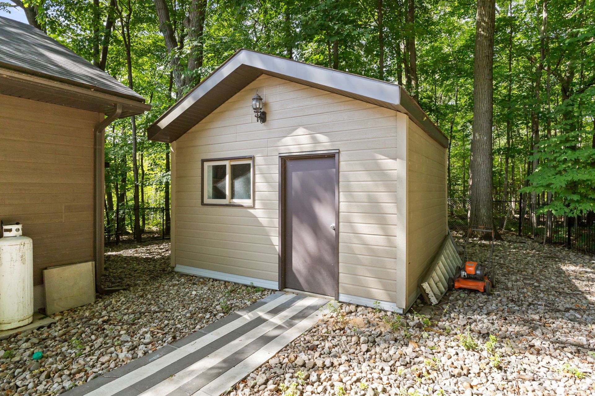 Shed