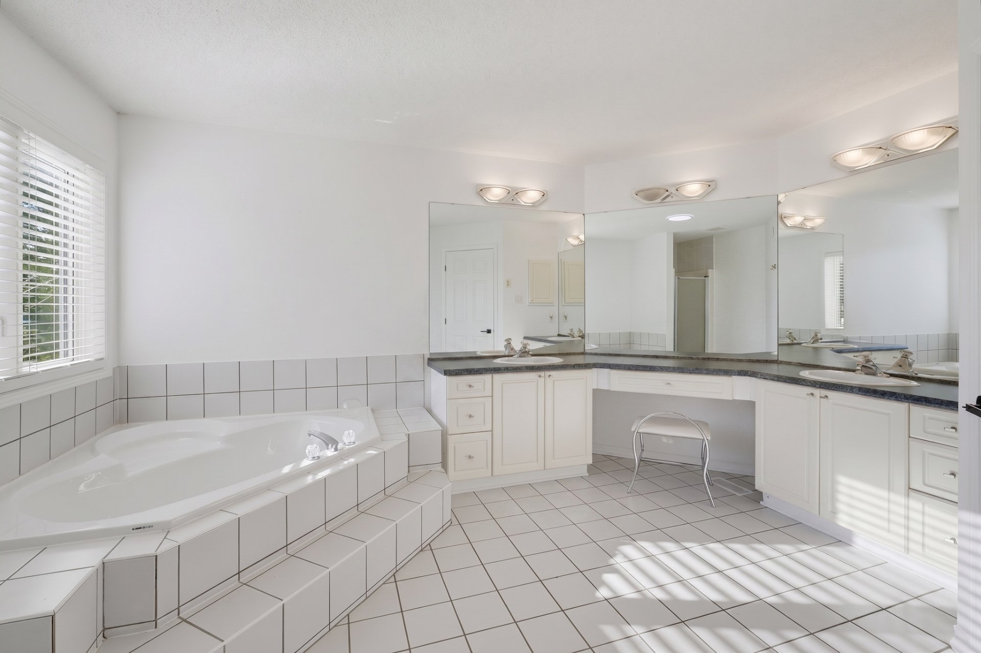 Salle de bains attenante à la CCP
