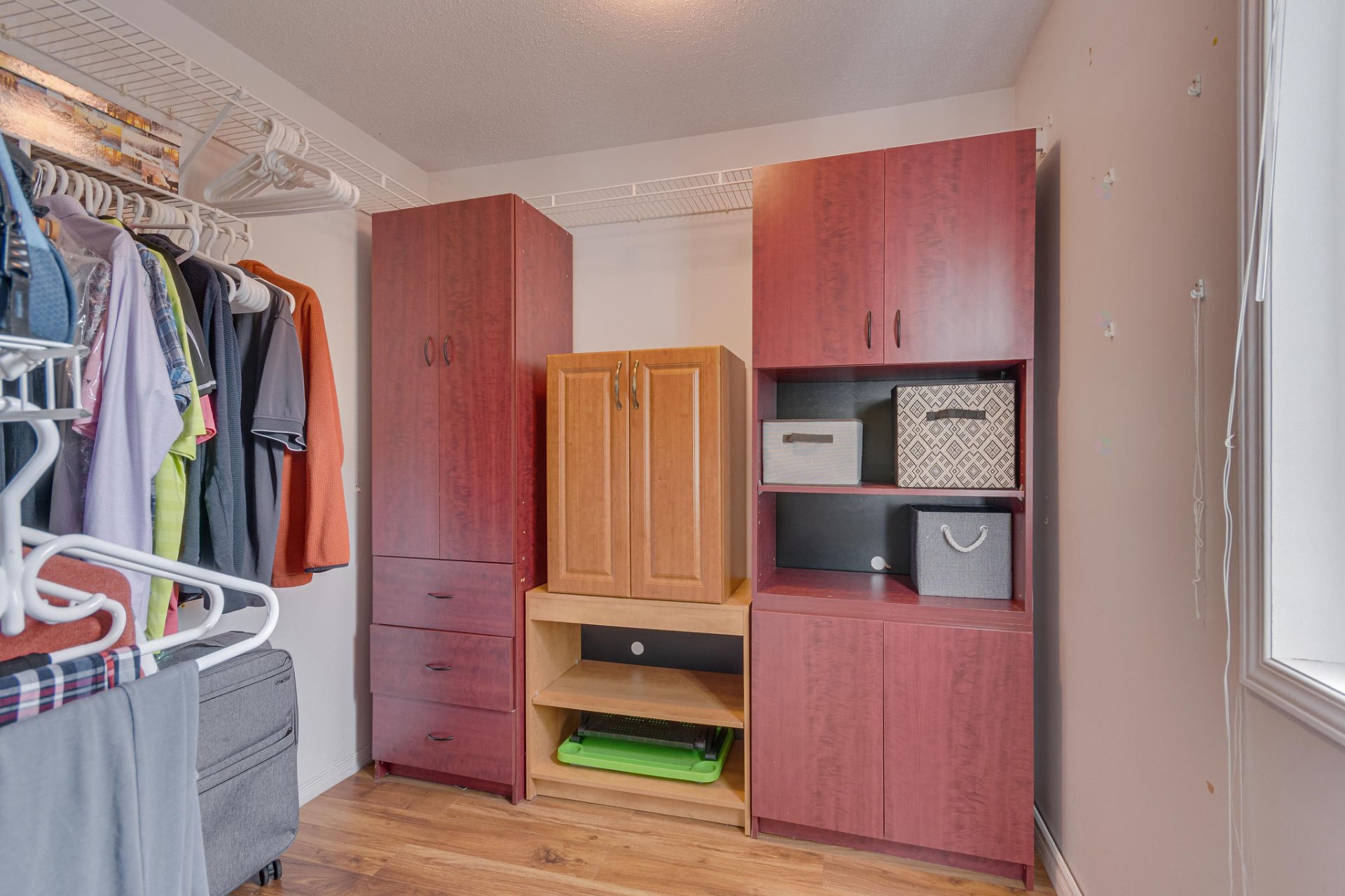 Walk-in closet