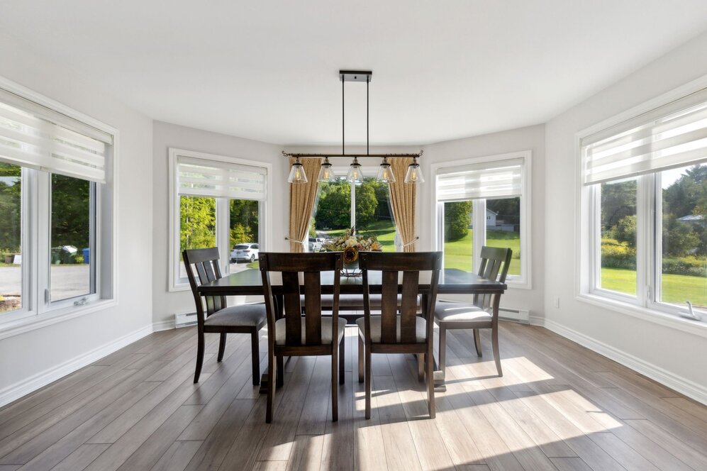 Salle à manger - Logement C