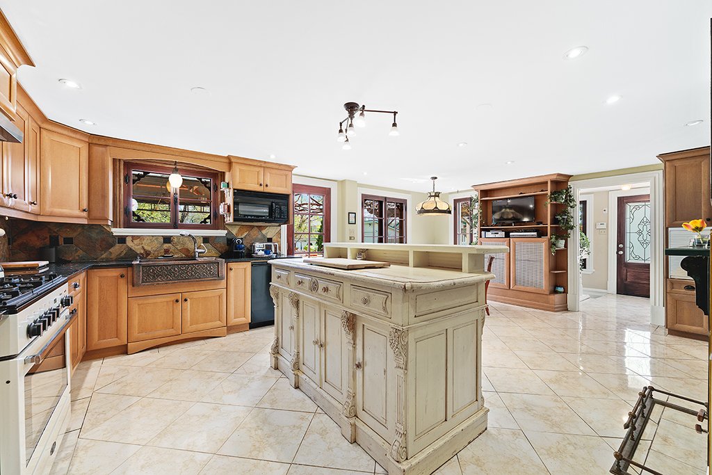 Cuisine - Plancher chauffant et foyer au bois