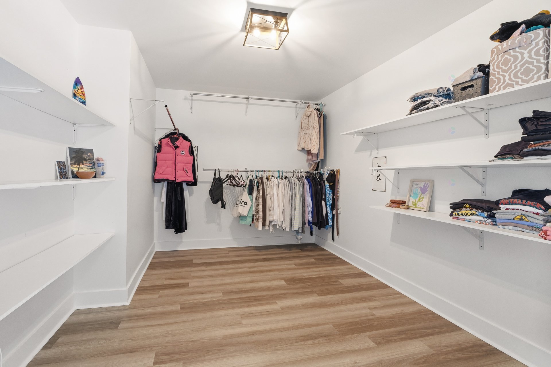 Walk-in closet