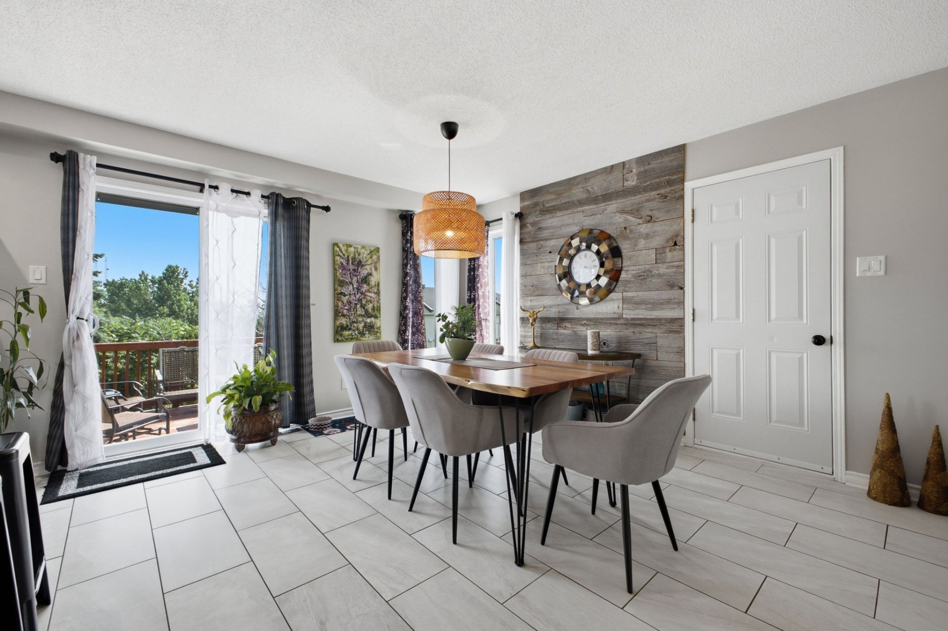 Dining room
