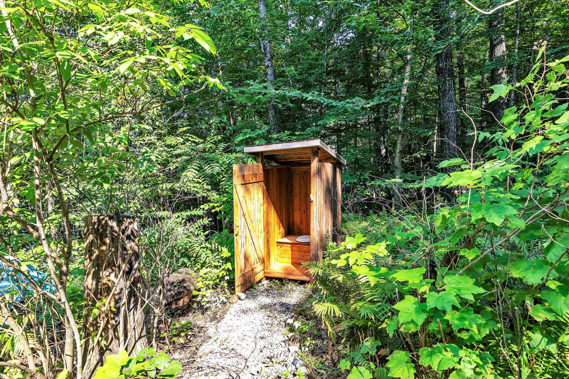 Dry toilet