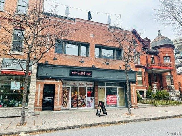 Façade