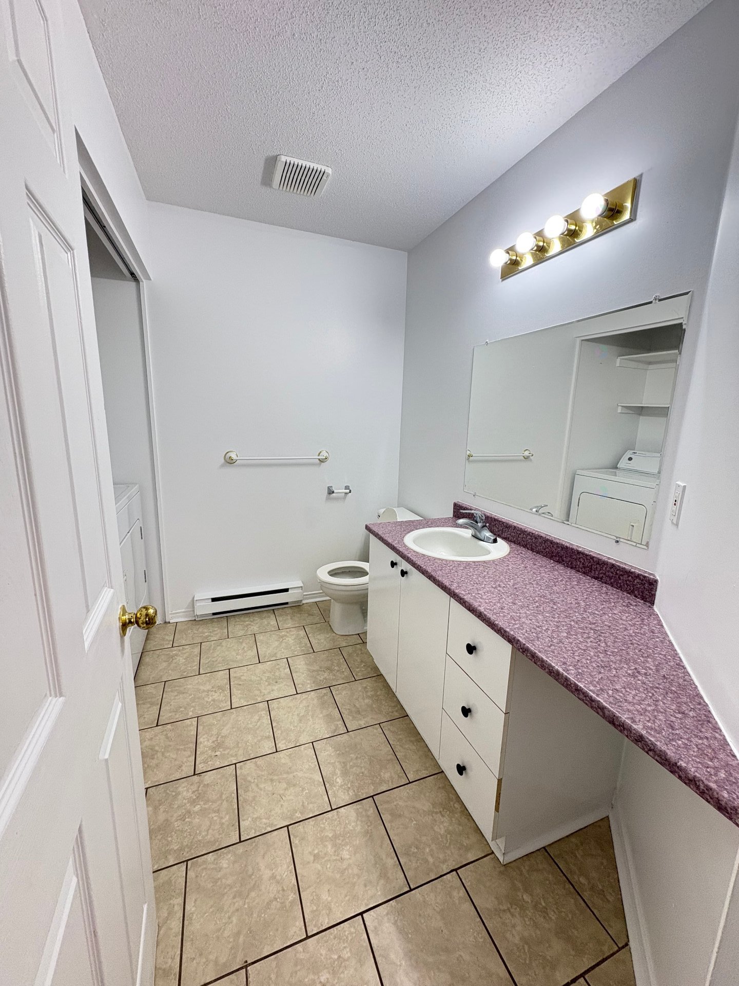 Powder room