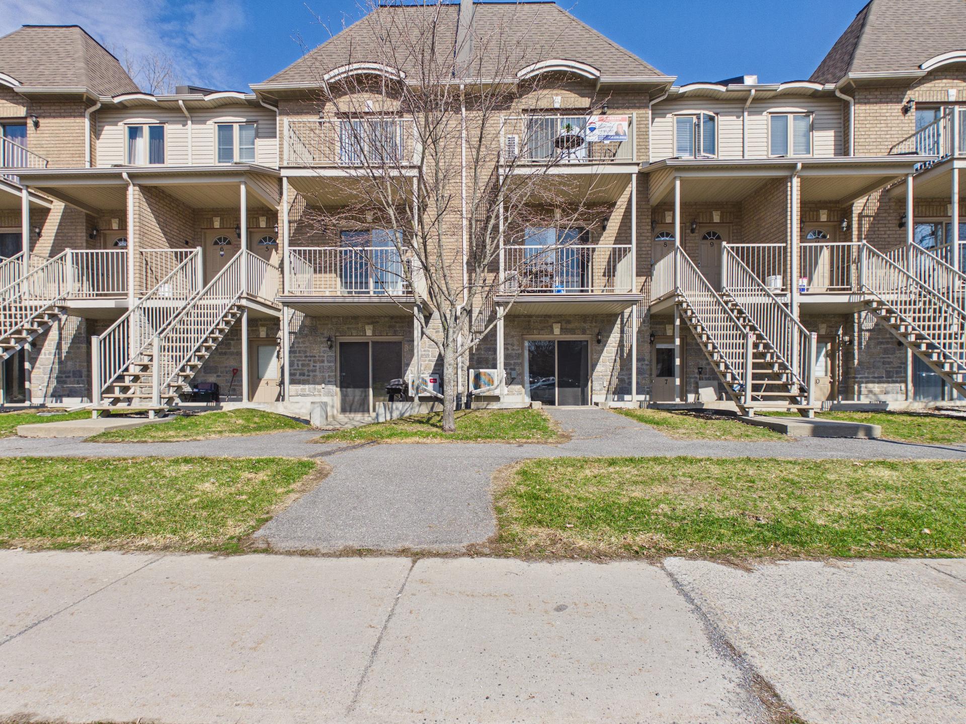 240 Rue Henri-Matisse 7