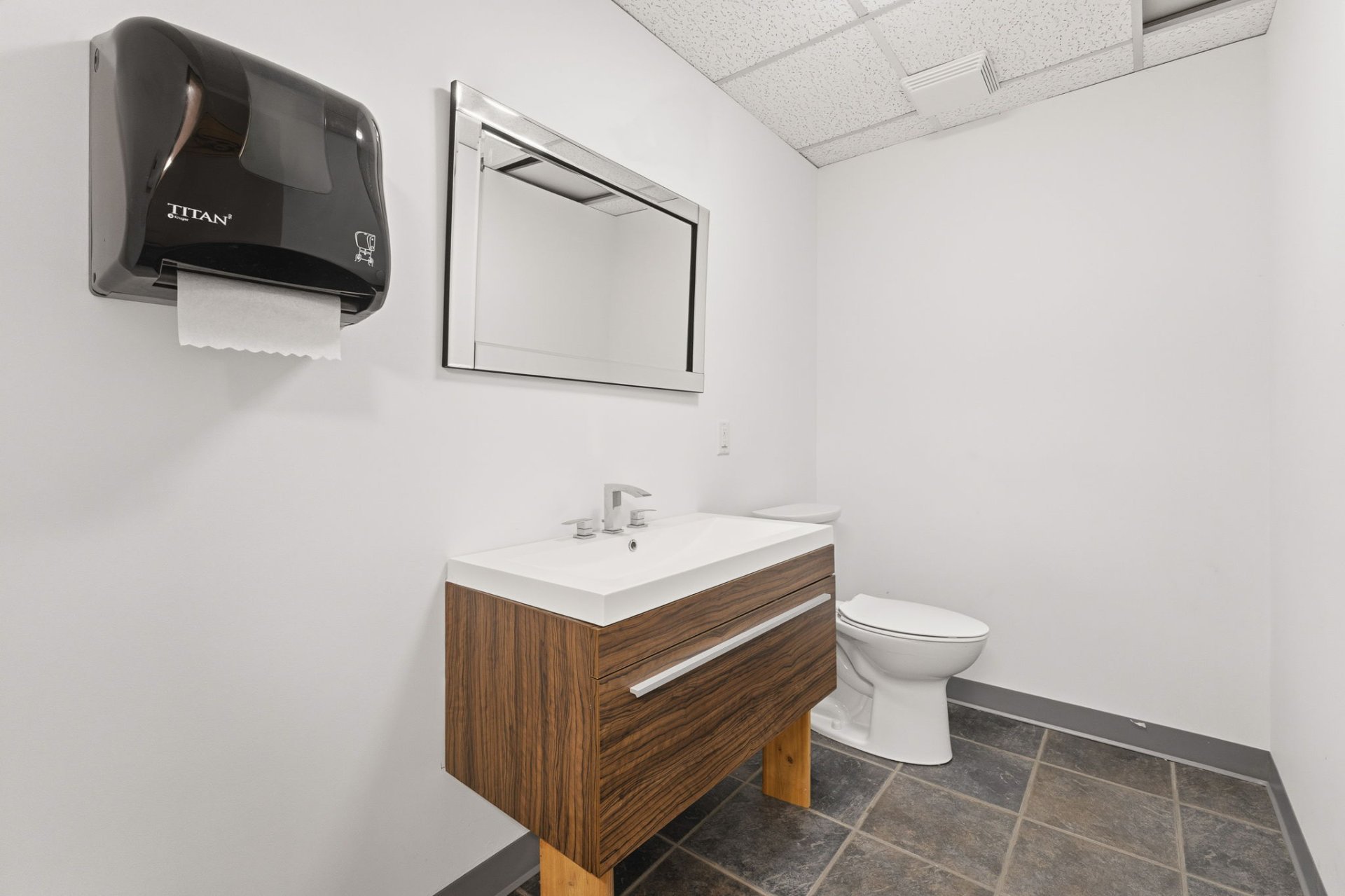 Powder room
