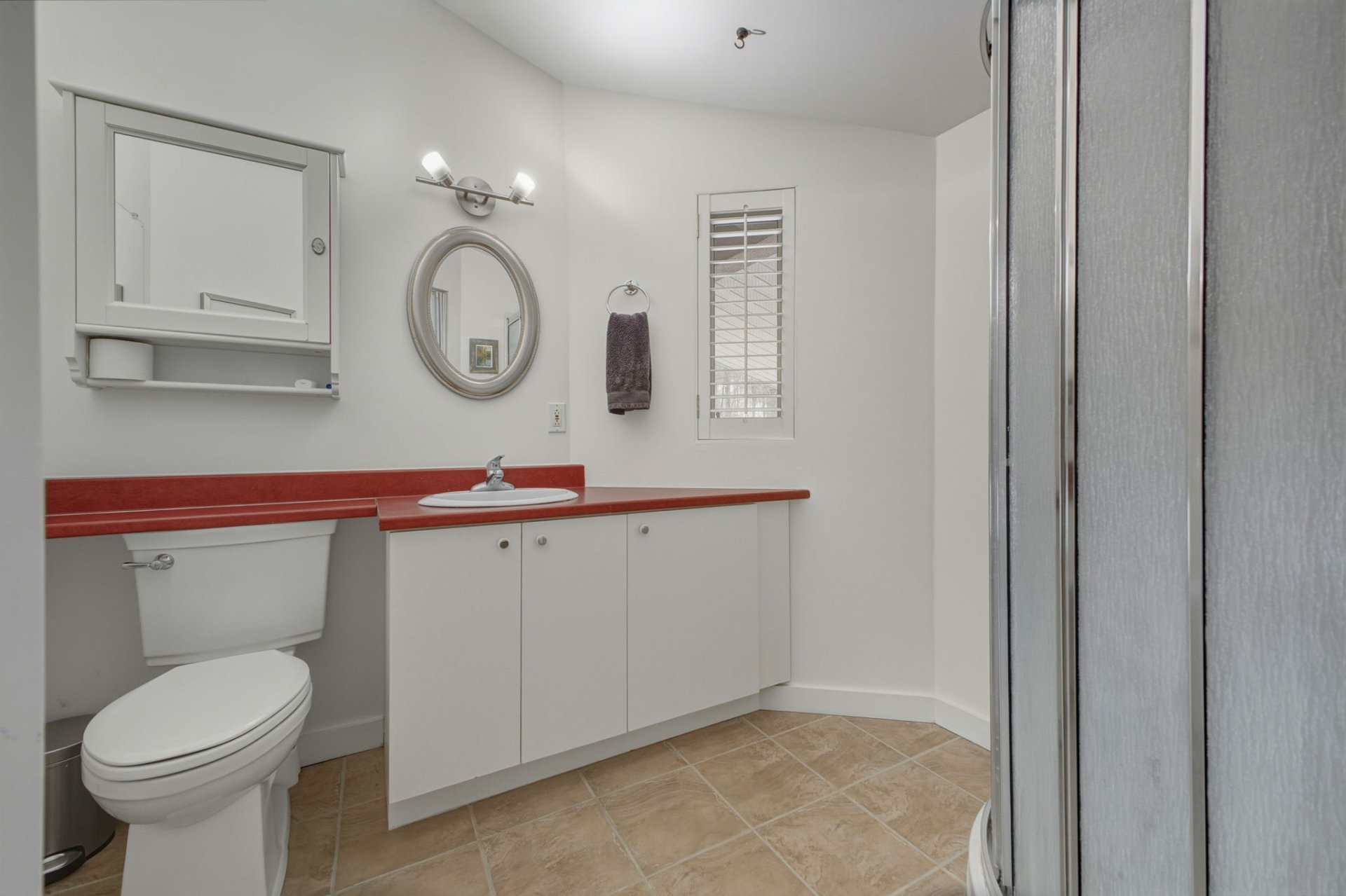 Salle de bains attenante à la CCP