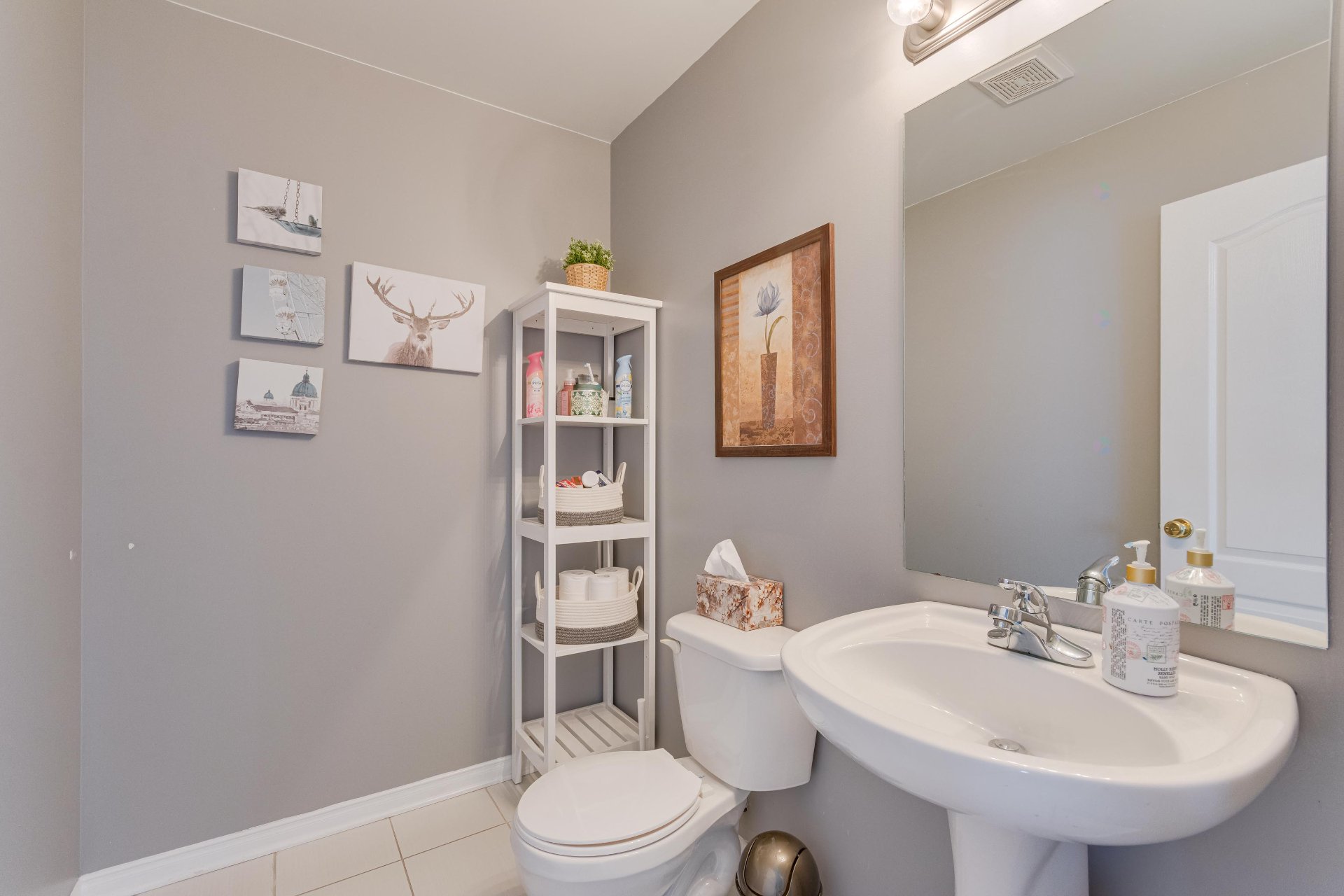 Powder room
