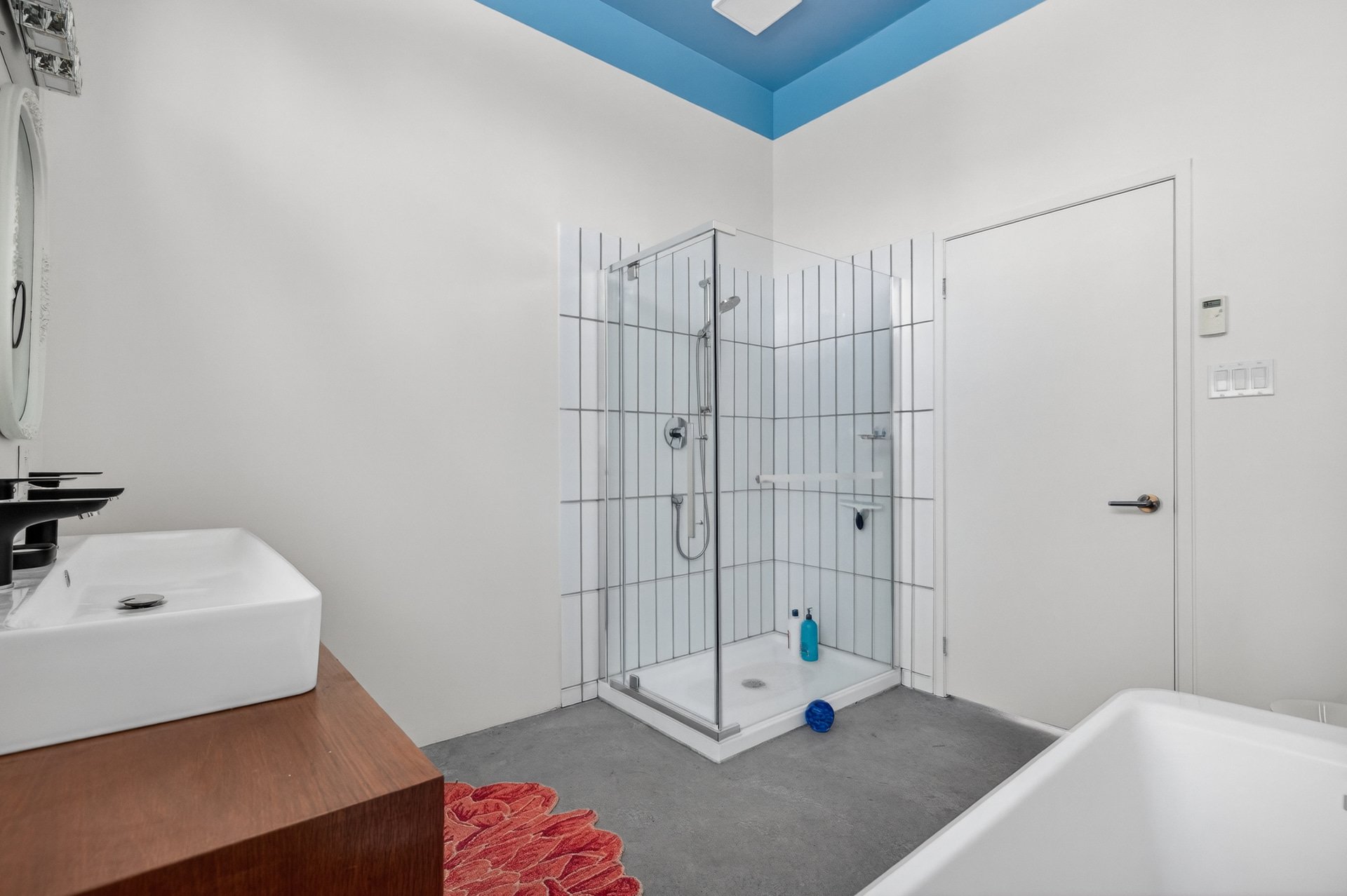 Salle de bains attenante à la CCP