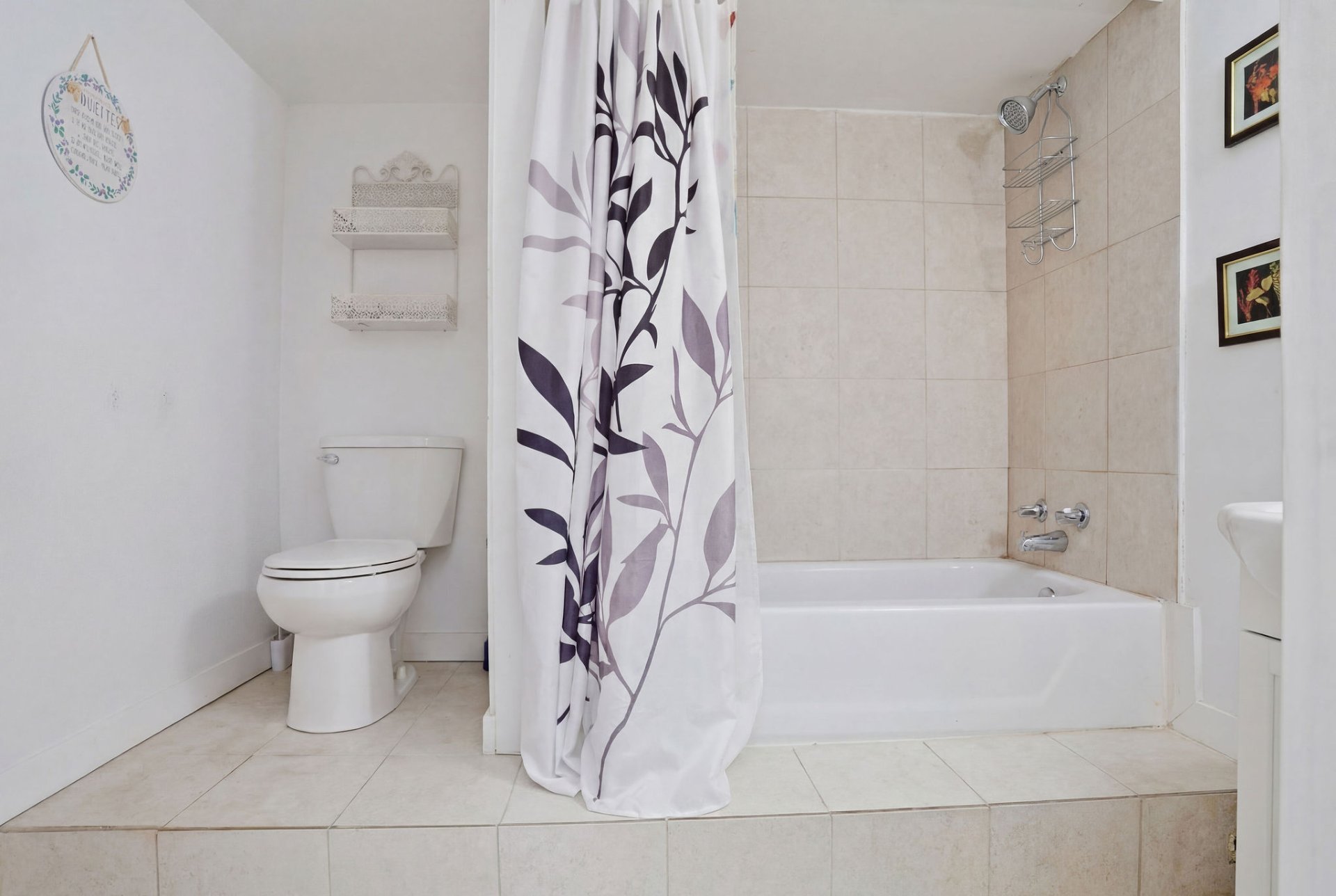 Salle de bains - Logement du bas