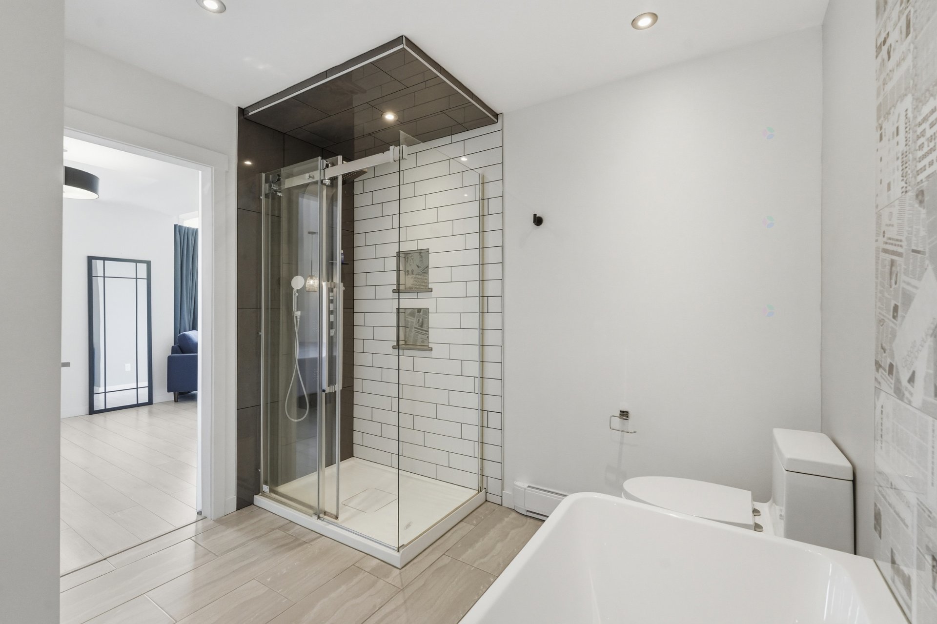 Salle de bains attenante à la CCP