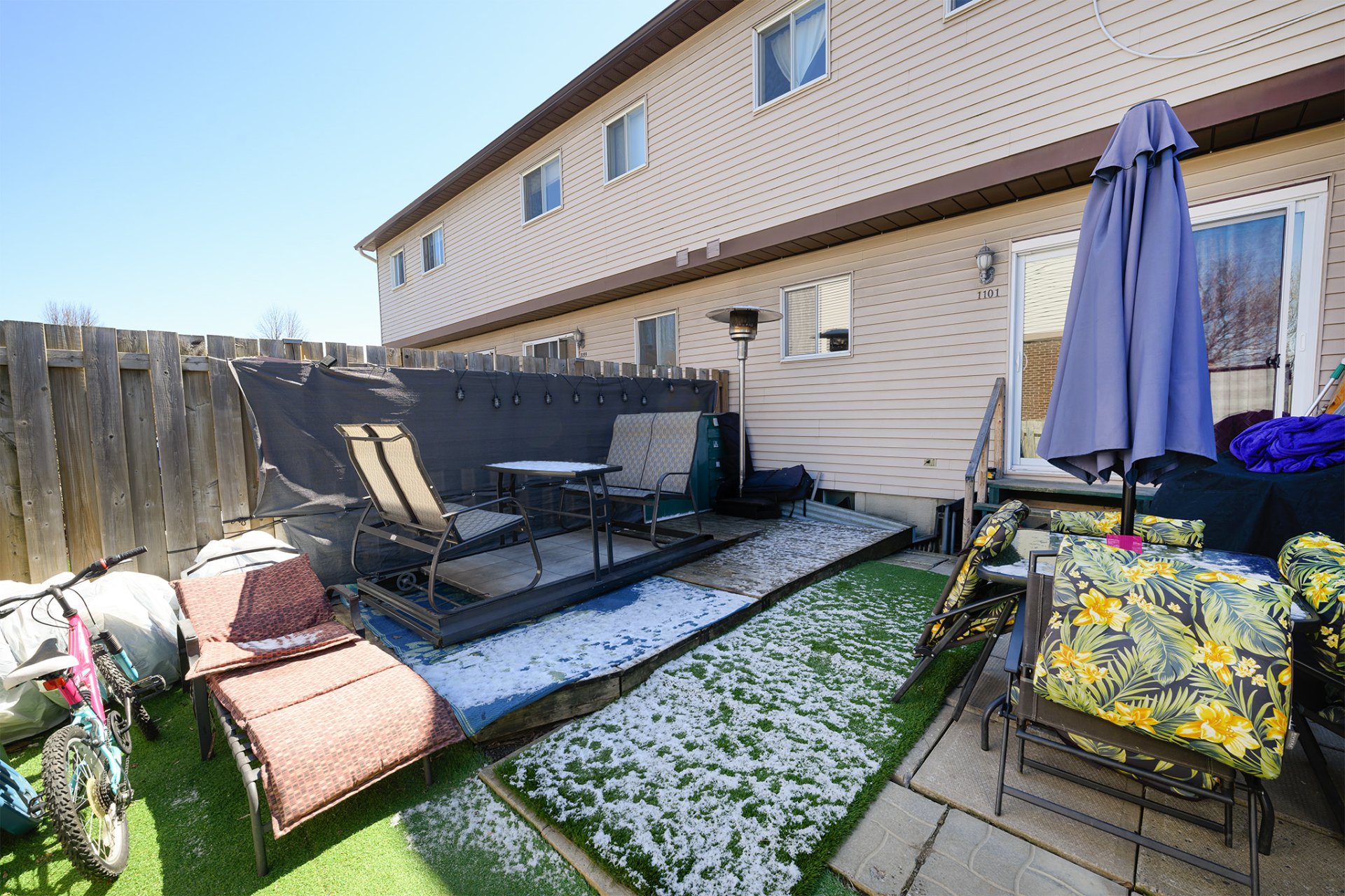 Cour