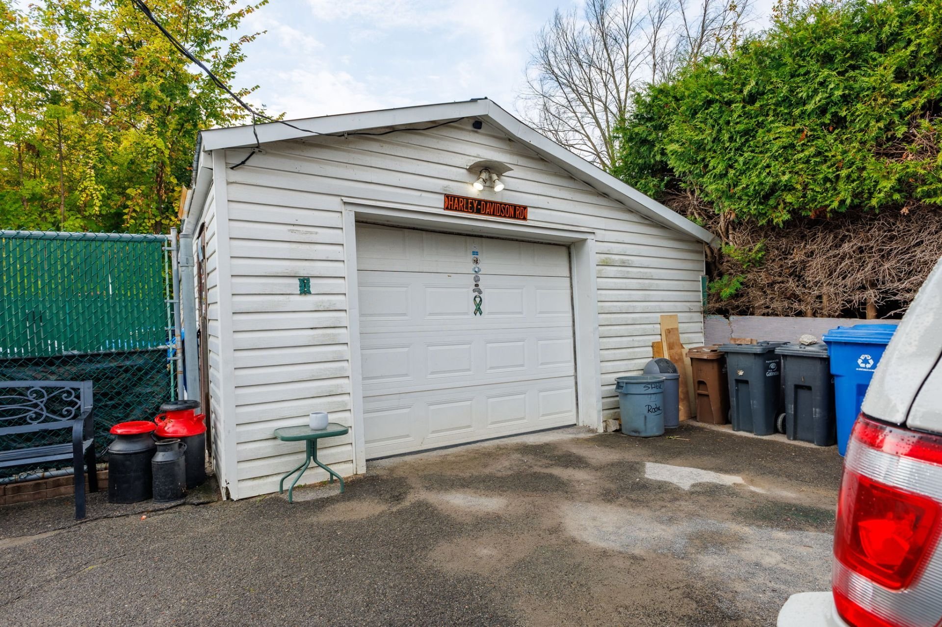 Garage