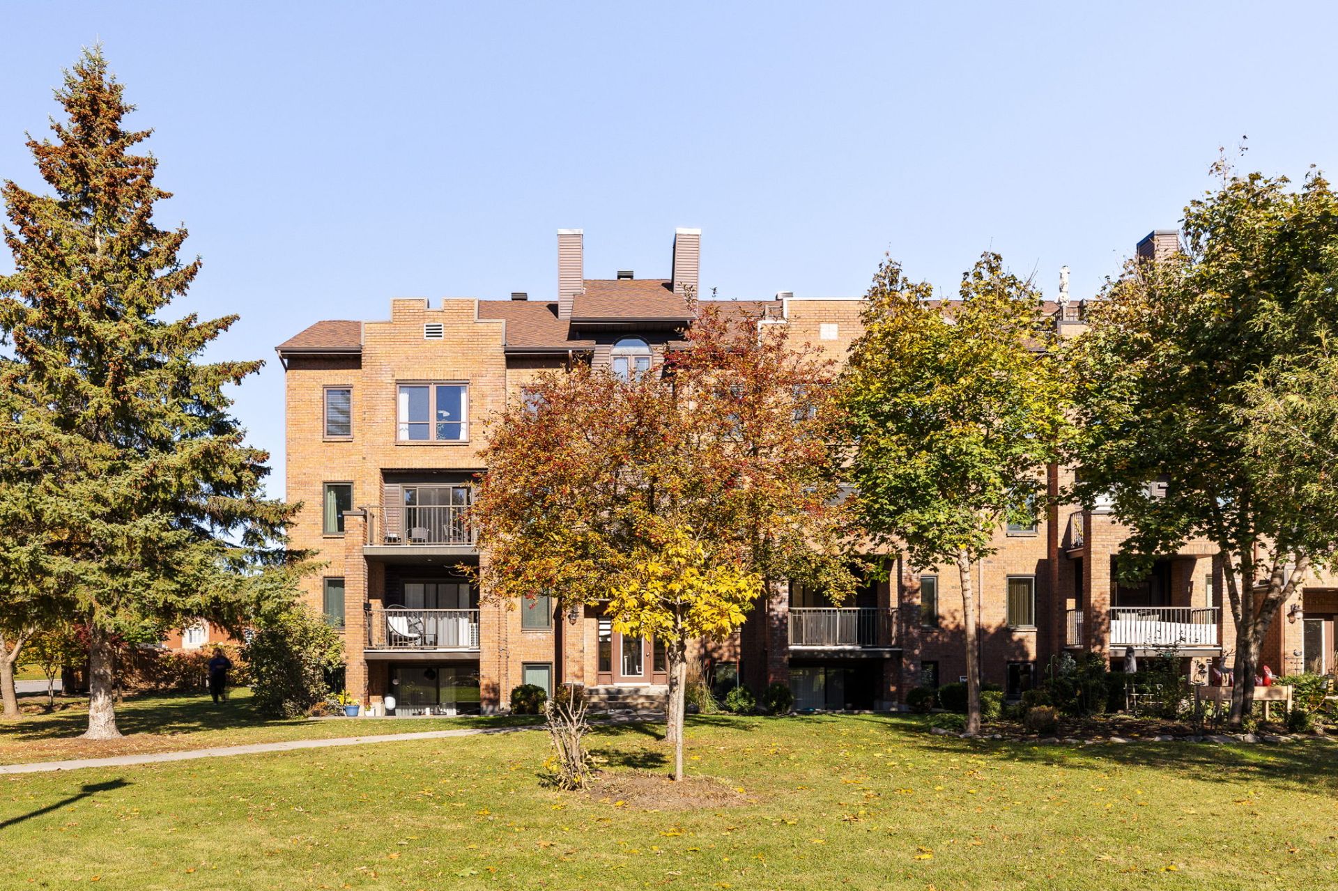 155 Rue de Morency 402