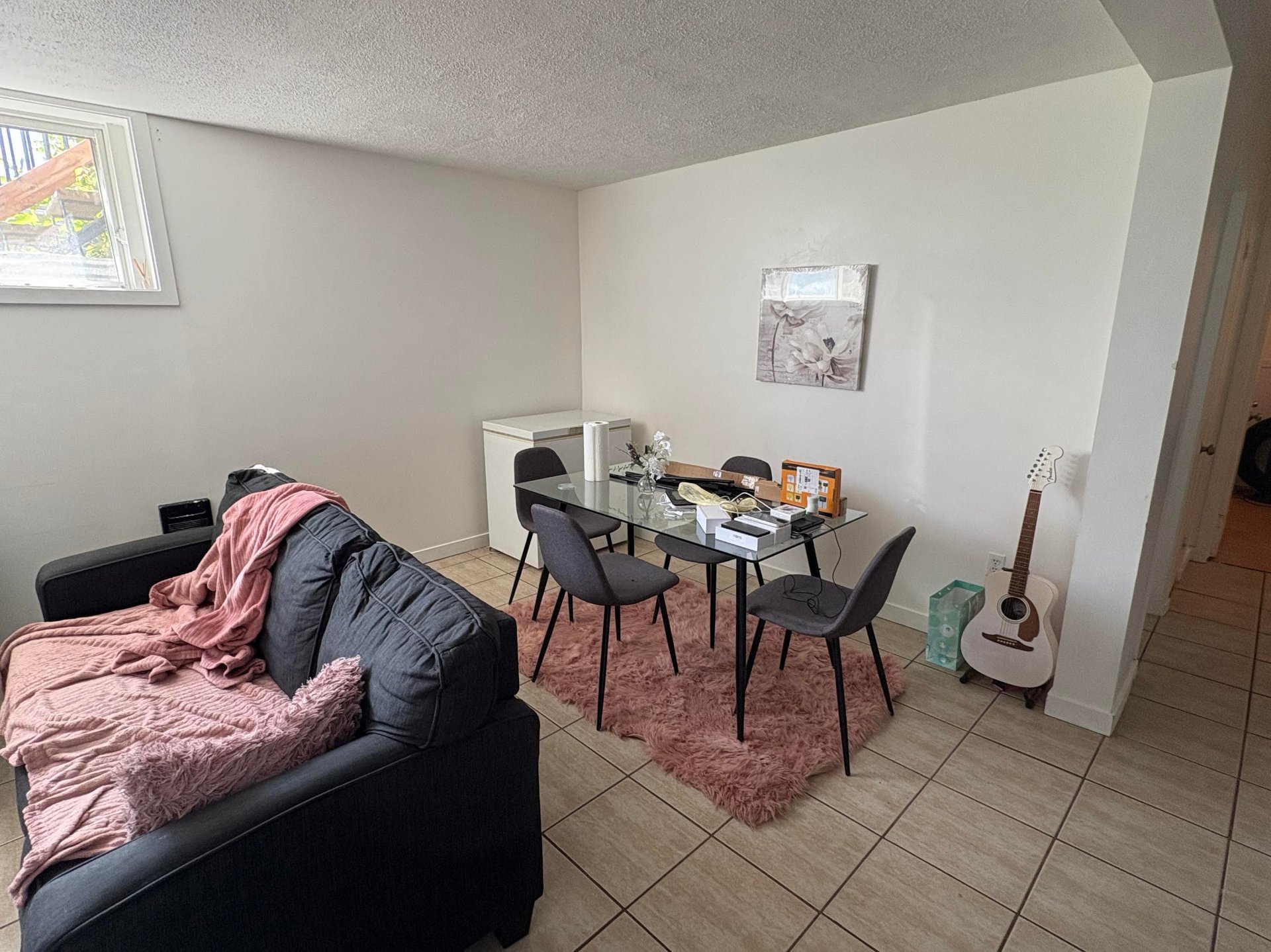 Salle à manger - Logement sous-sol