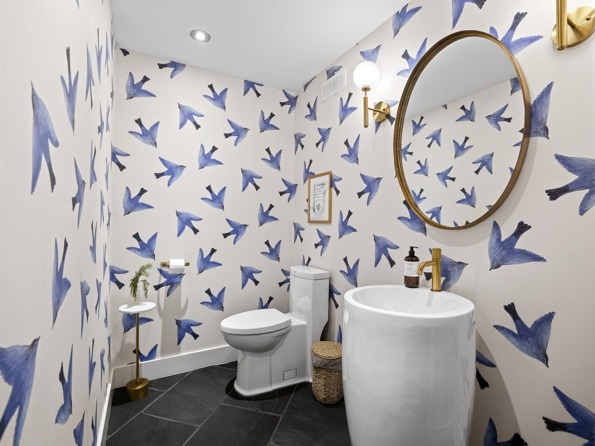Powder room