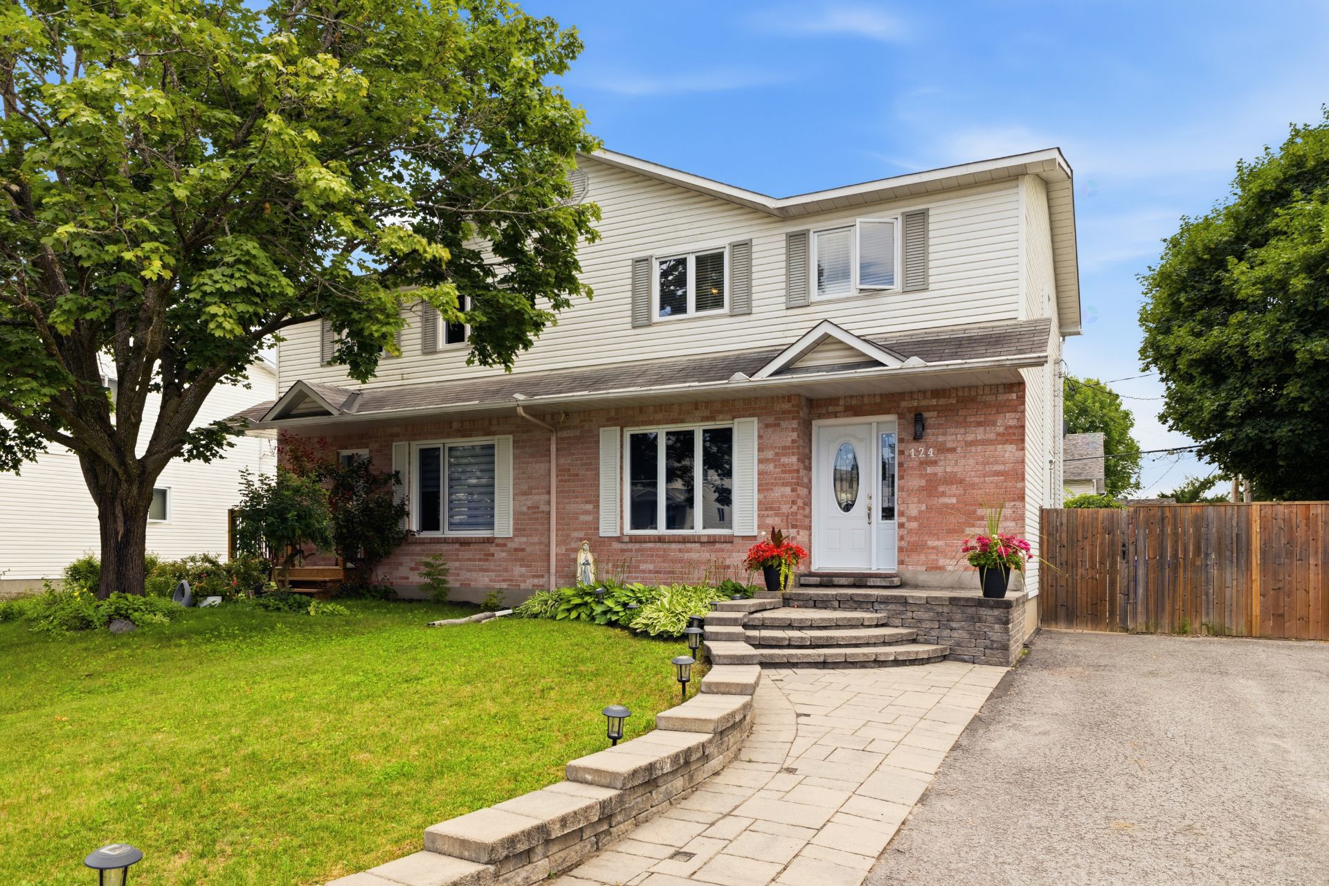 424 Rue Jean-Perrin — photo 2