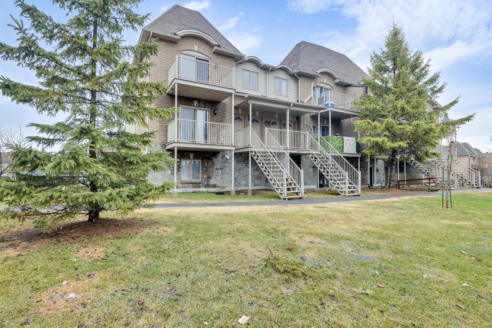 924 Boul. du Plateau 4