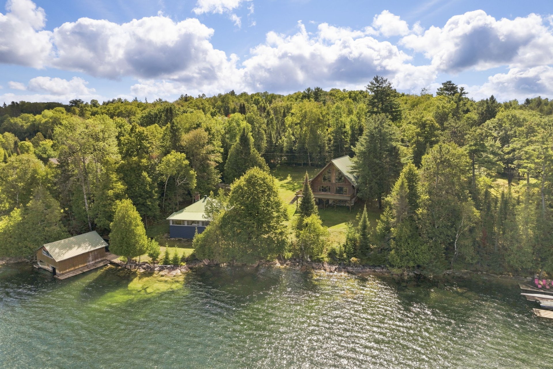 616-618 Ch. du Lac-Pemichangan 