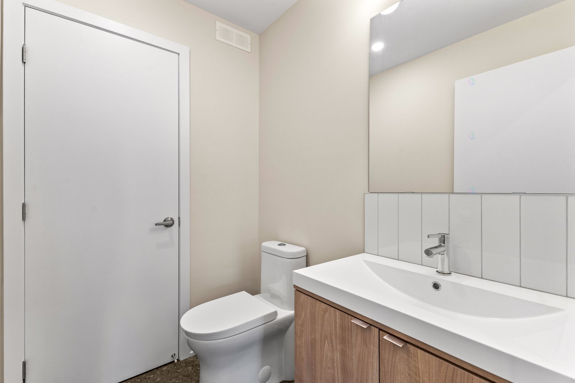 Powder room
