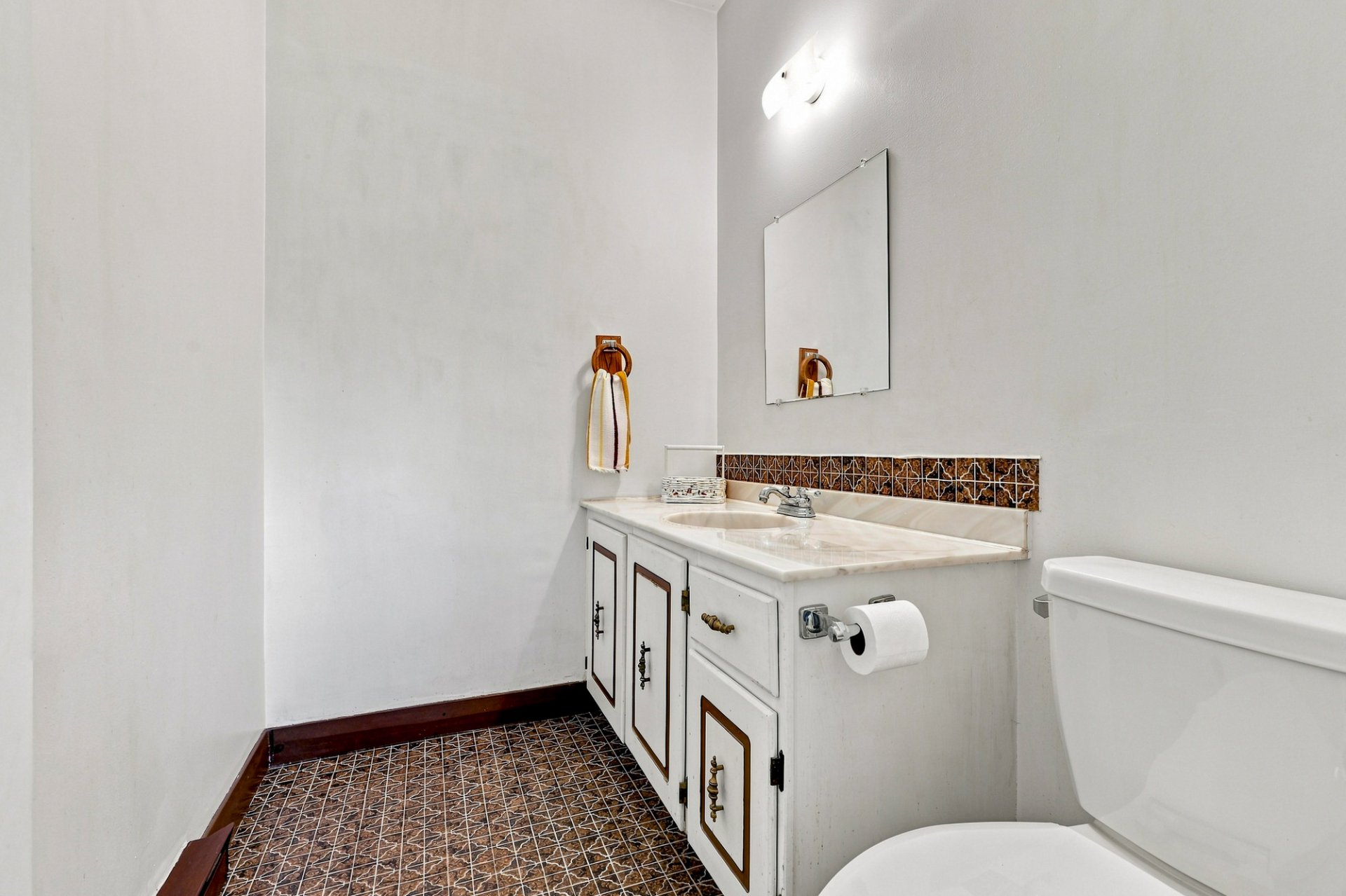 Powder room